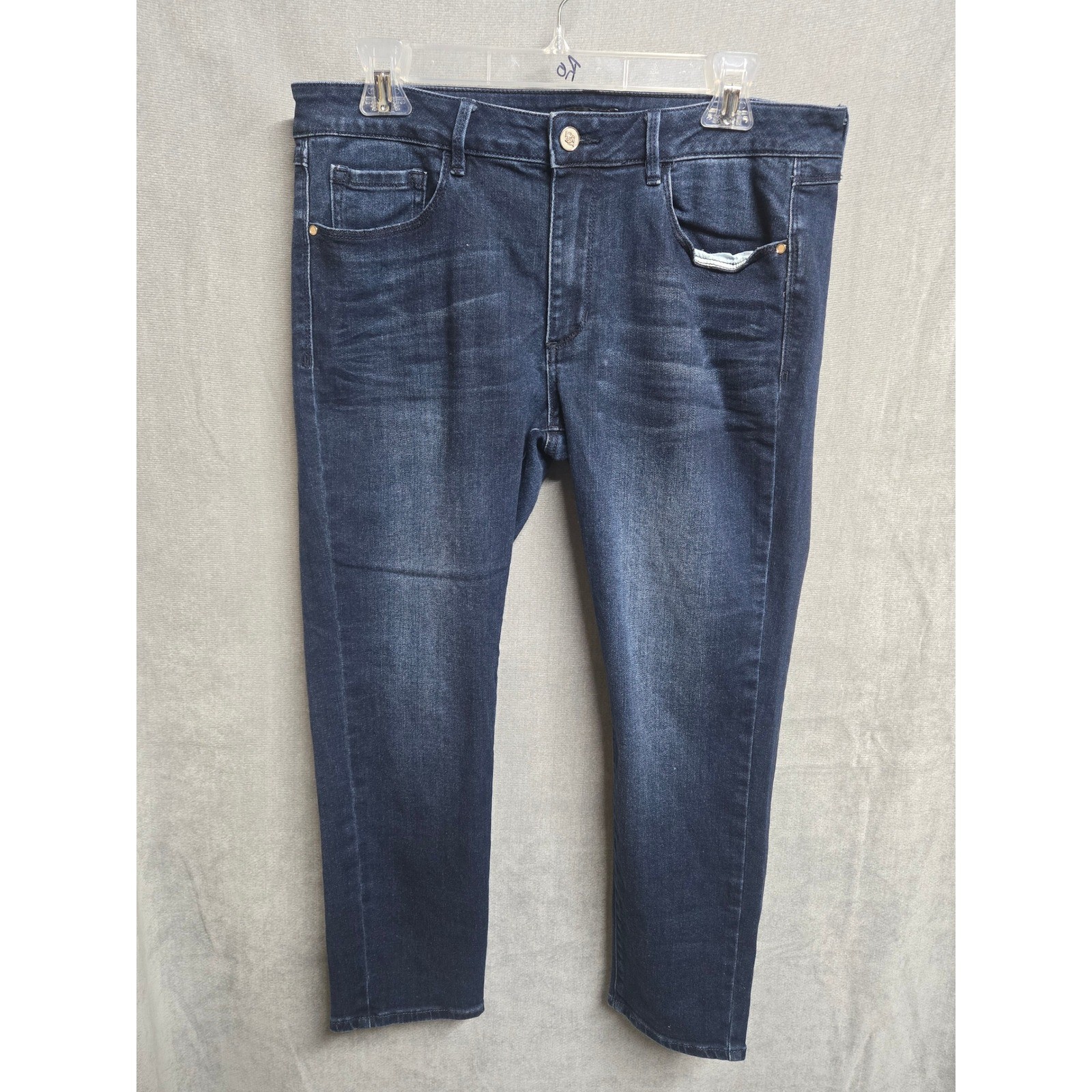 Bebe Heartbreaker Capri Skinny Jeans Dark Wash Rhinestone Logo Size 32 W0890917B