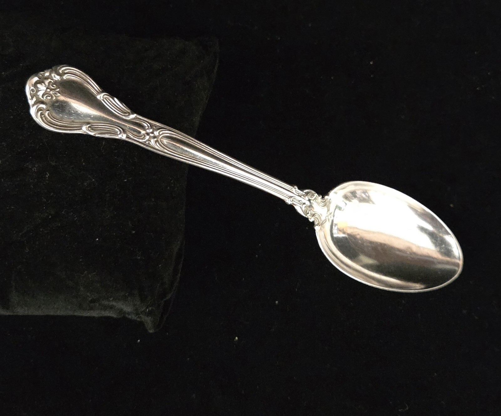 Antique Gorham Chantilly Sterling Silver Teaspoon 5.75