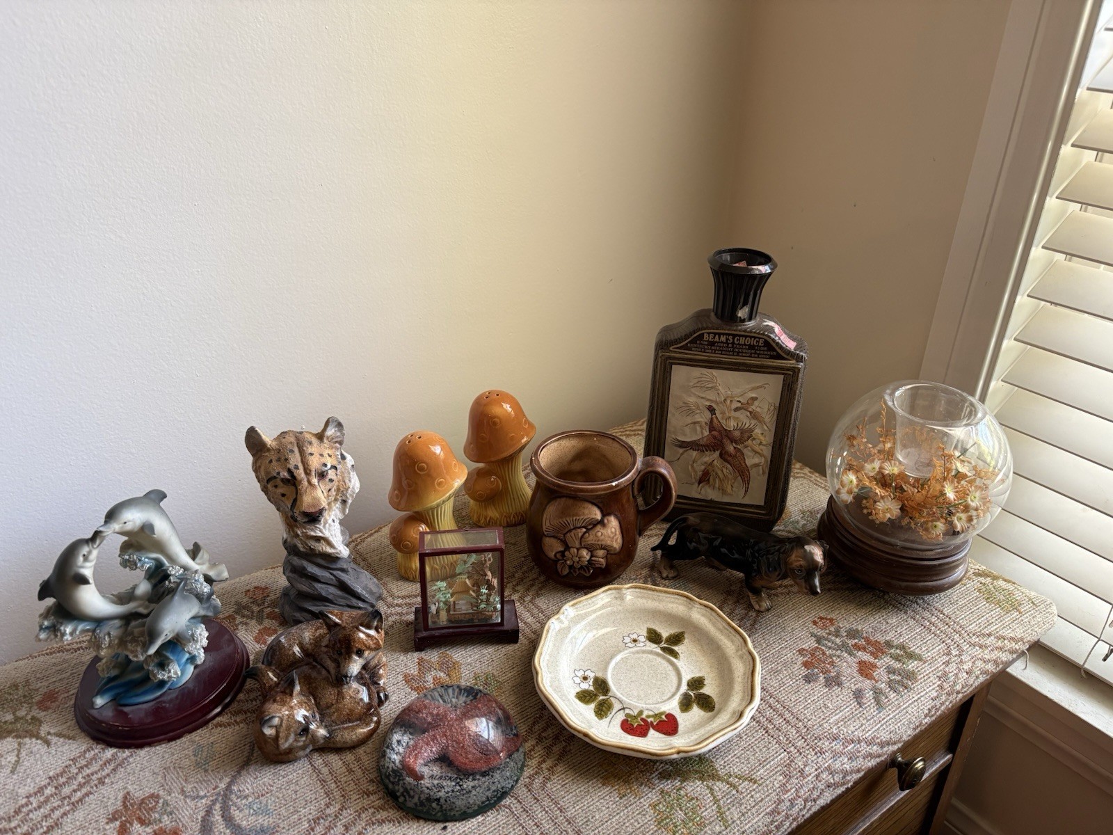 VTG 1970-1980s home decor/trinket bundle