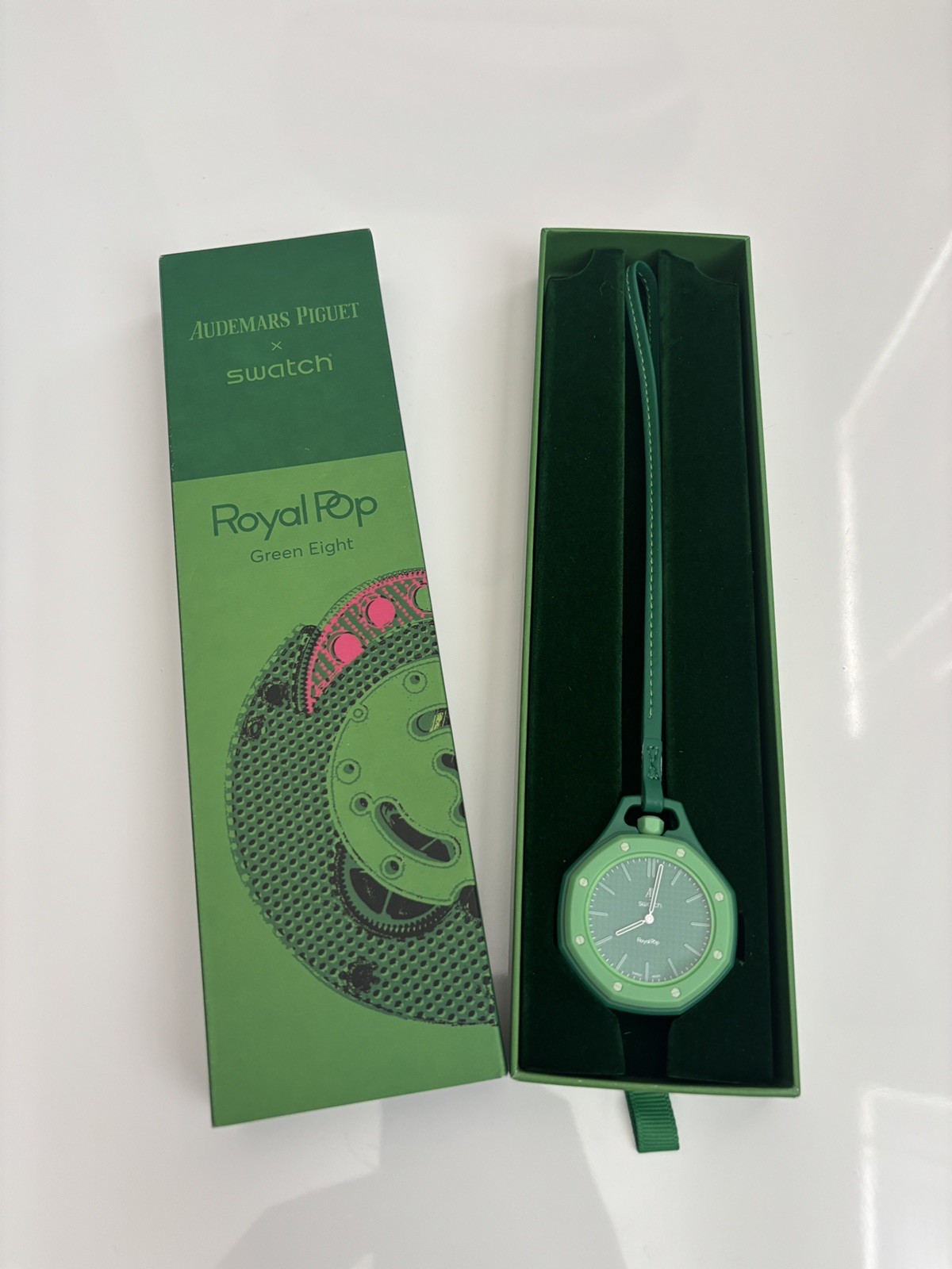 AP x Swatch Royal Pop GREEN EIGHT