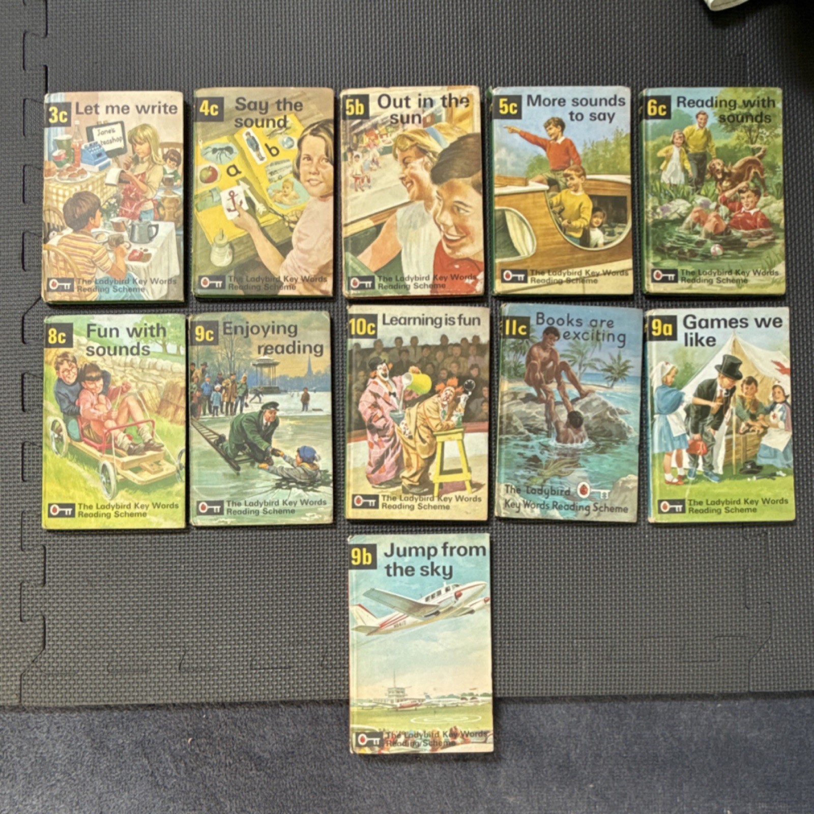 11 vintage Ladybird Reading Scheme Set 3c 4c 5b 5c 6c 8c 9c 9b 10c 11c 9a 11 vintage Ladybird Reading Scheme Set 3c 4c 5b 5c 6c 8c 9c 9b 10c 11c 9a