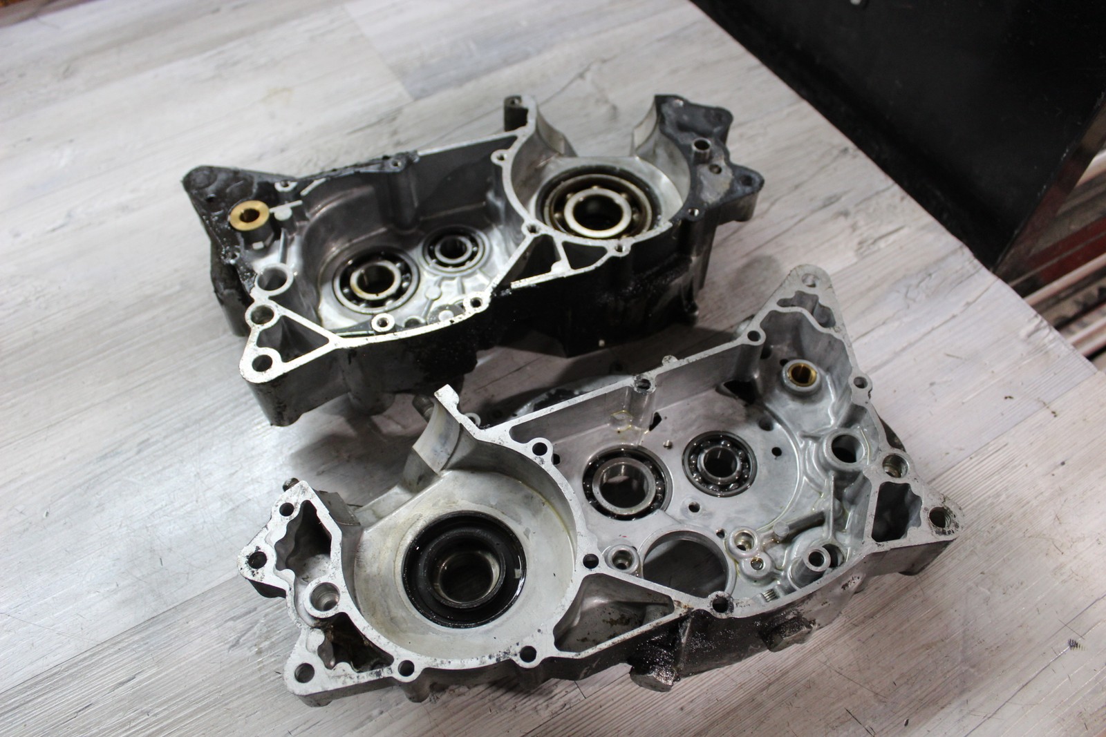 1973-1976 Suzuki Ts250 Savage Left Right Engine Motor Crankcase Crank Cases