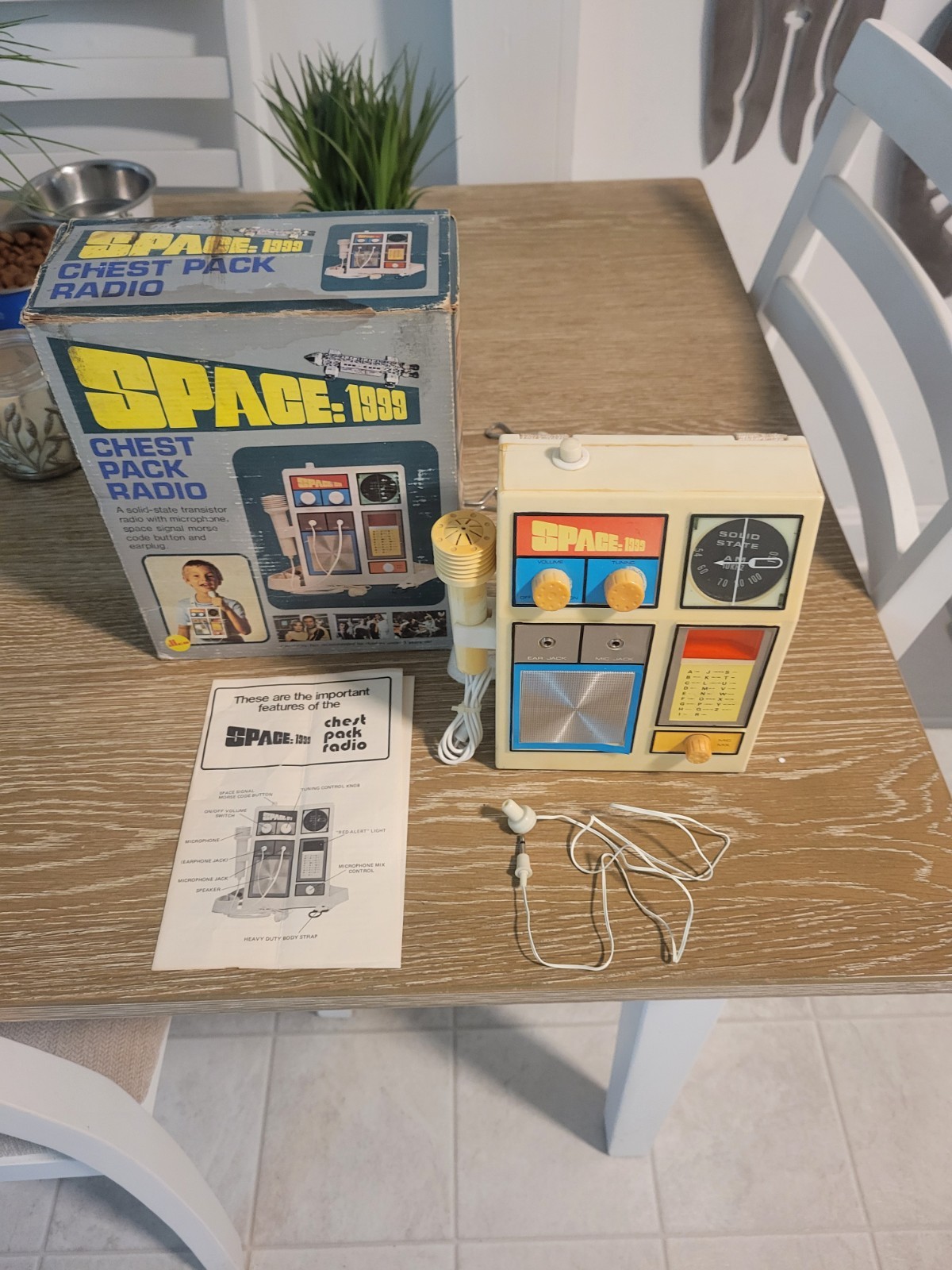 Space 1999 Illco  ATV  Illfelder Toy Company 1976 Rare Chest Pack Radio Vintage.
