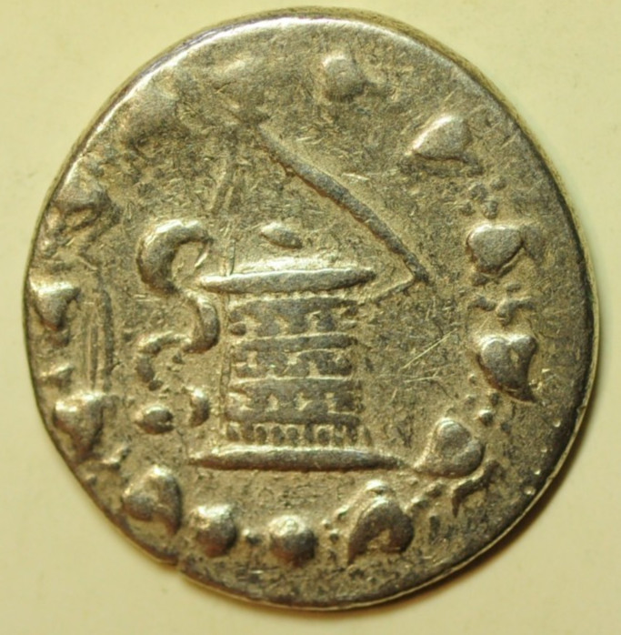 mw32060 Greece - Mysia, Pergamon  Silver Cistophoric Tetradrachm  160-140 BC