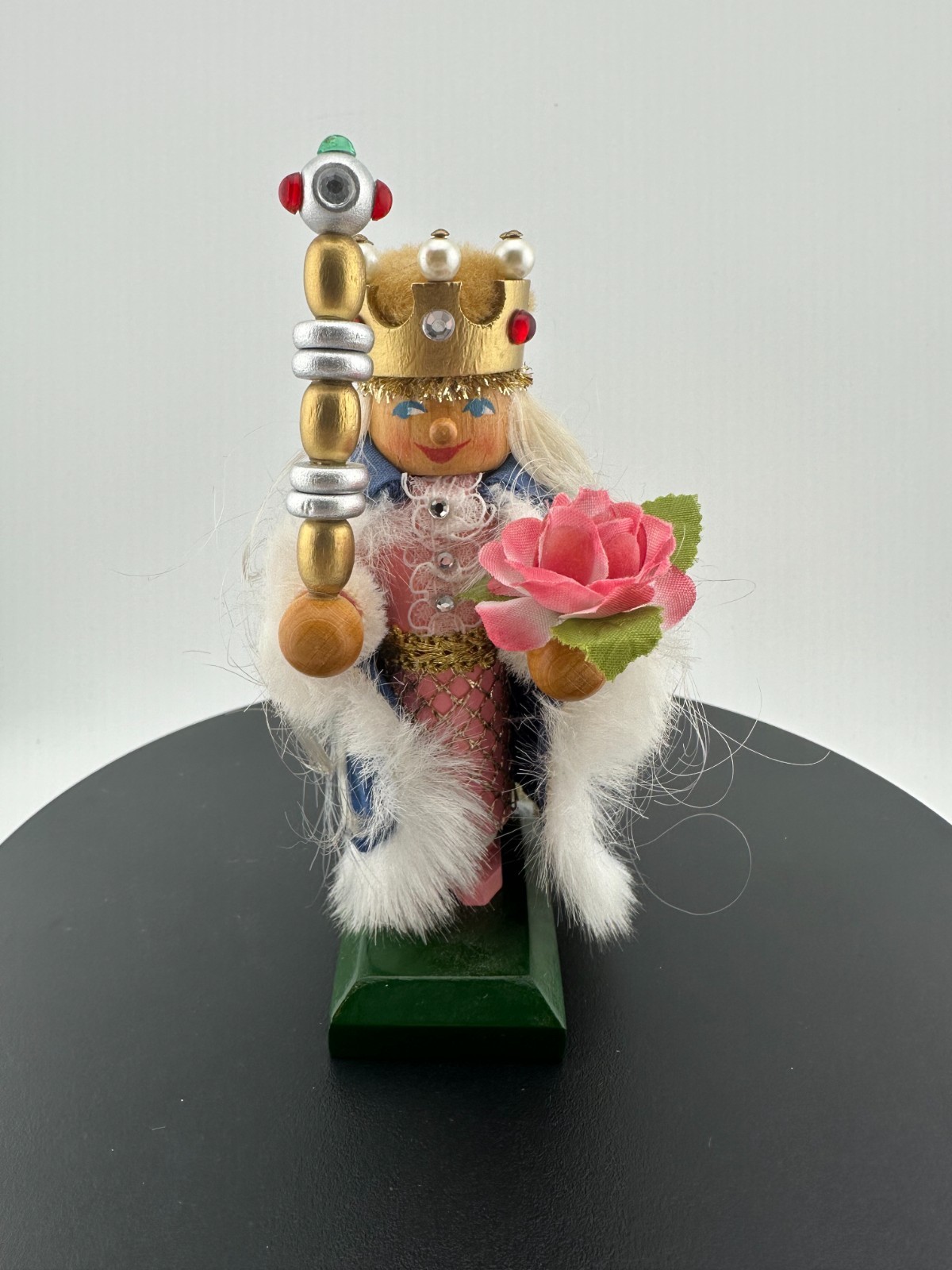 Steinbach Brafent Queen Nutcracker Handmade Germany Miniature