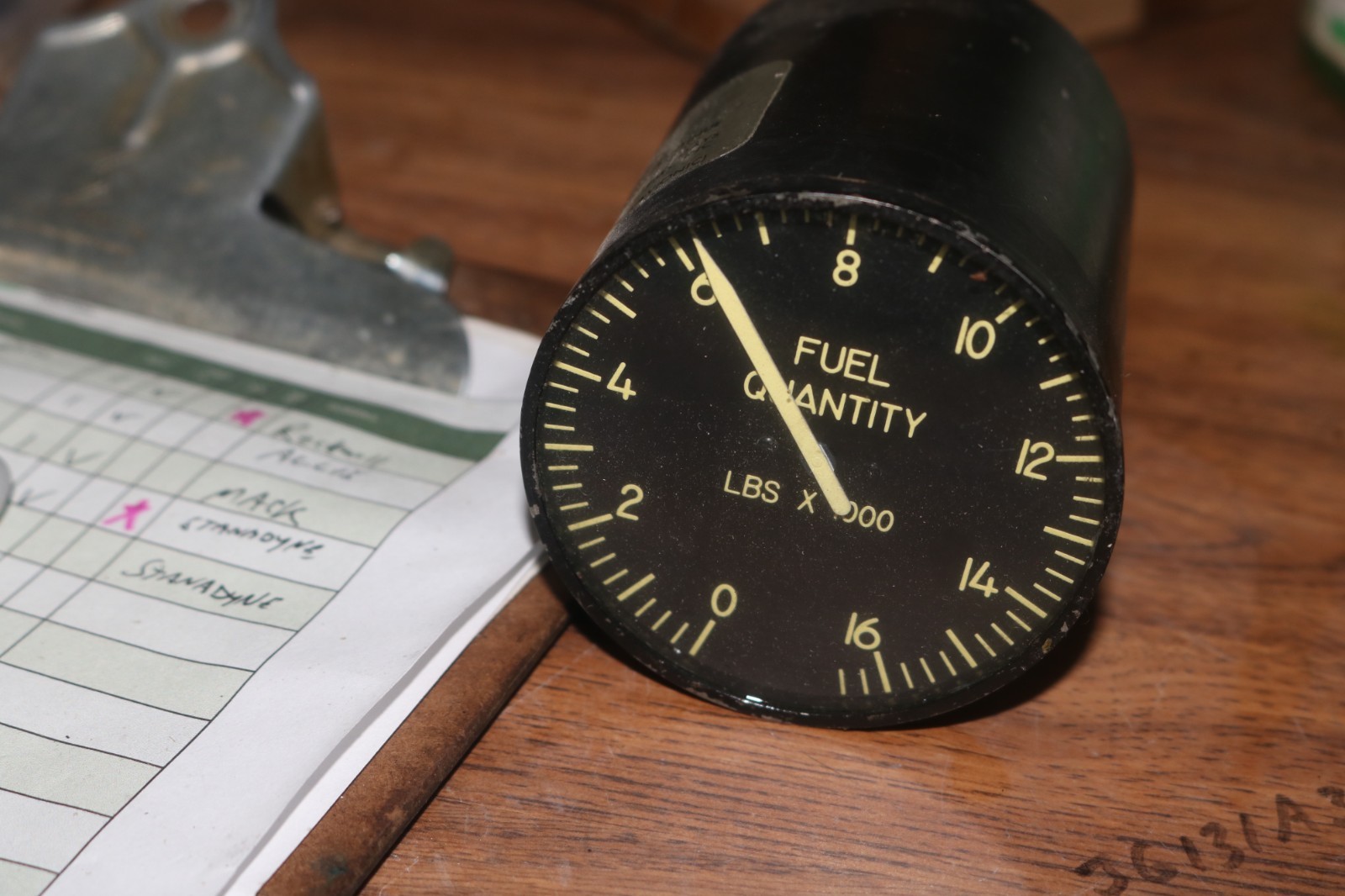 Vintage USAF Fuel gauge indicator PN 162-066-265 Cessna A / T-37 Tweet Vintage USAF Fuel gauge indicator PN 162-066-265 Cessna A / T-37 Tweet