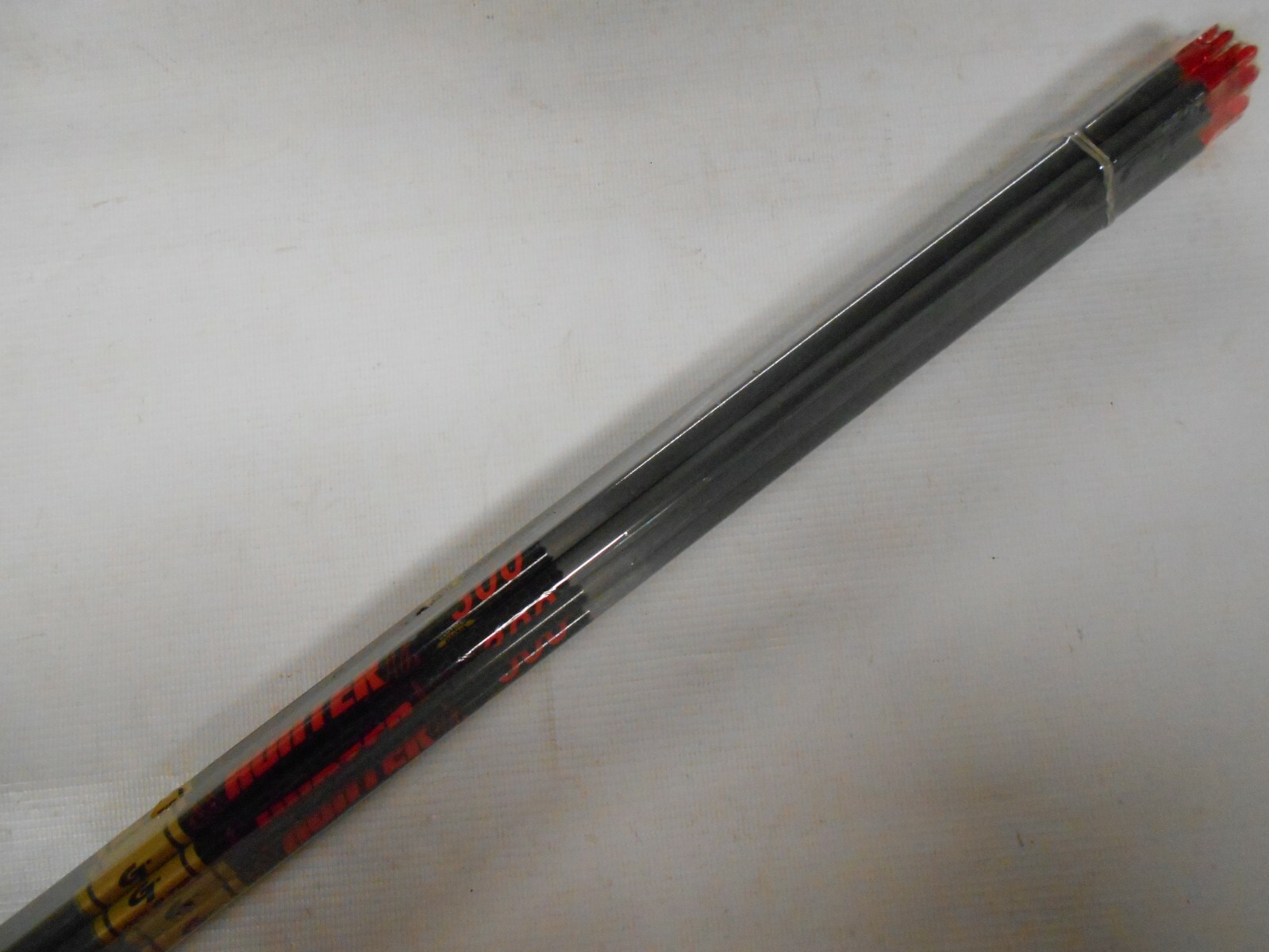 @NEW@ 12-Gold Tip Hunter 300 Carbon Arrow Shafts CUT TO LENGTH 1 dozen
