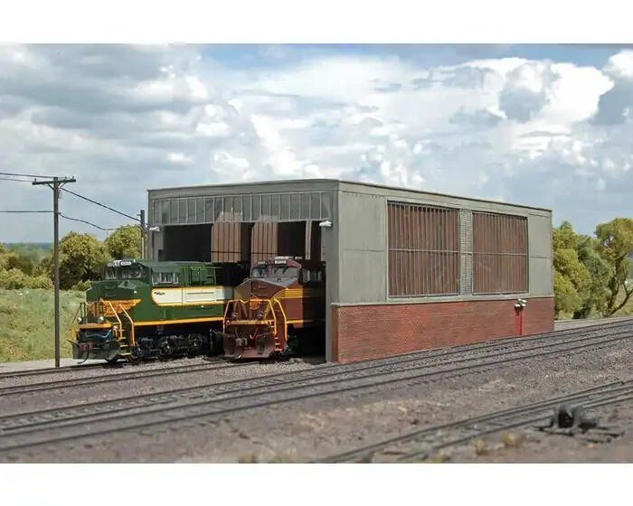 Bachmann Industries Double Stall Shed