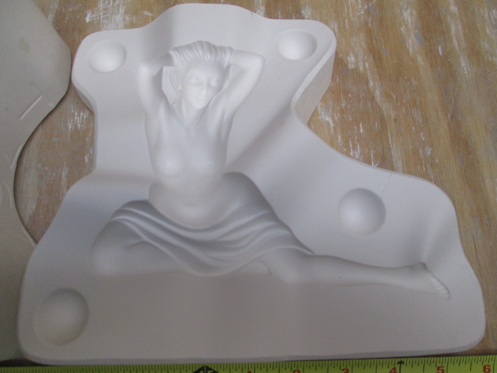 VINTAGE HOLLAND MOLD #H-767  
