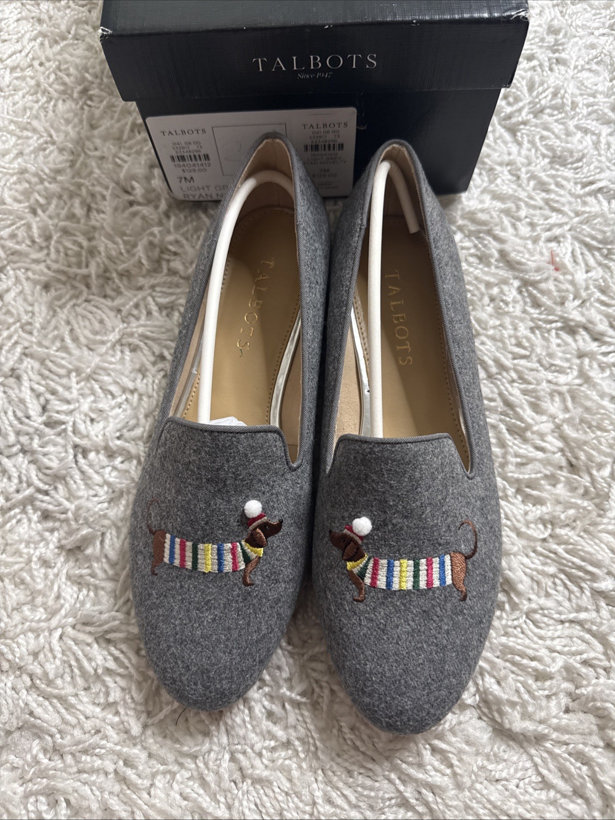 Talbots Ryan Novelty Womens Size 7M Light Gray Dachshund Winter Dog Loafers Talbots Ryan Novelty Womens Size 7M Light Gray Dachshund Winter Dog Loafers