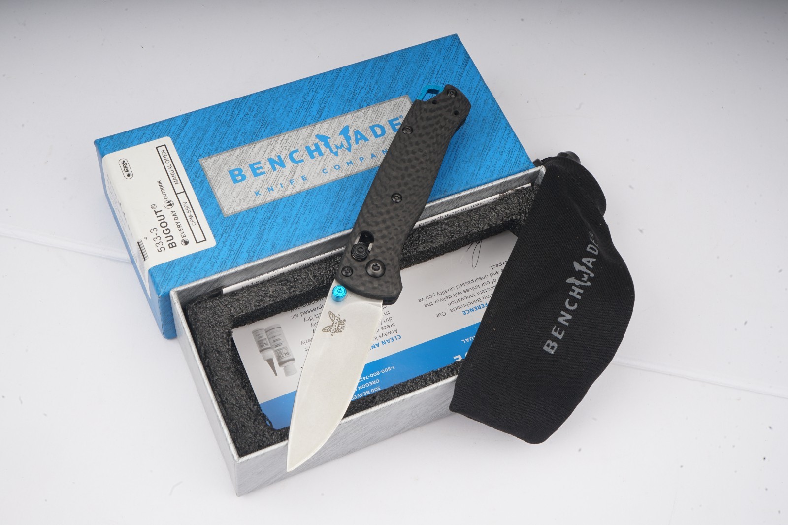 Benchmade 535-3 Bugout Folding Knife, Carbon Fiber Handle, Drop-Point