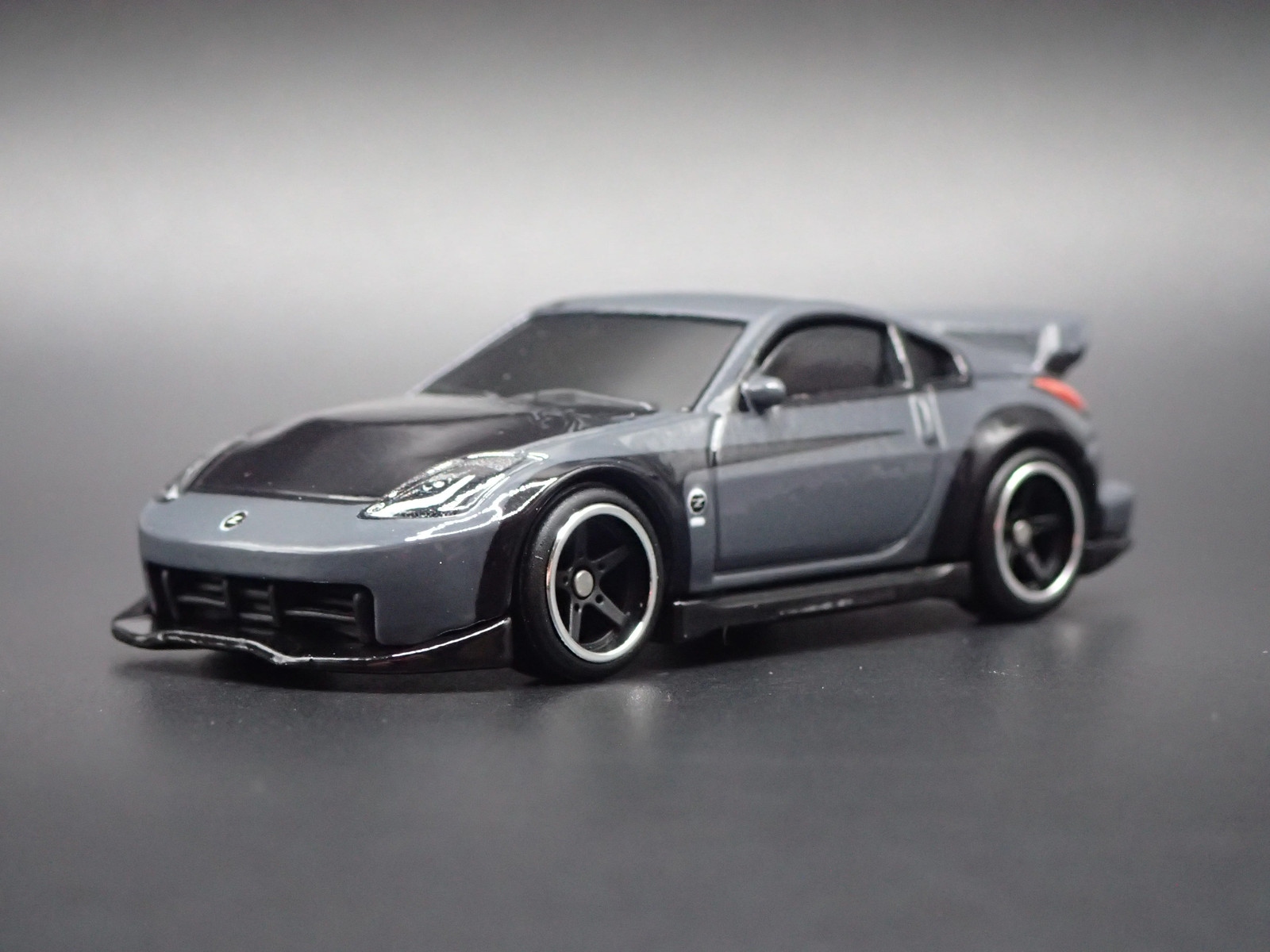 2003-2009 NISSAN 350Z FAST & FURIOUS 1:64 SCALE COLLECTIBLE DIECAST MODEL CAR