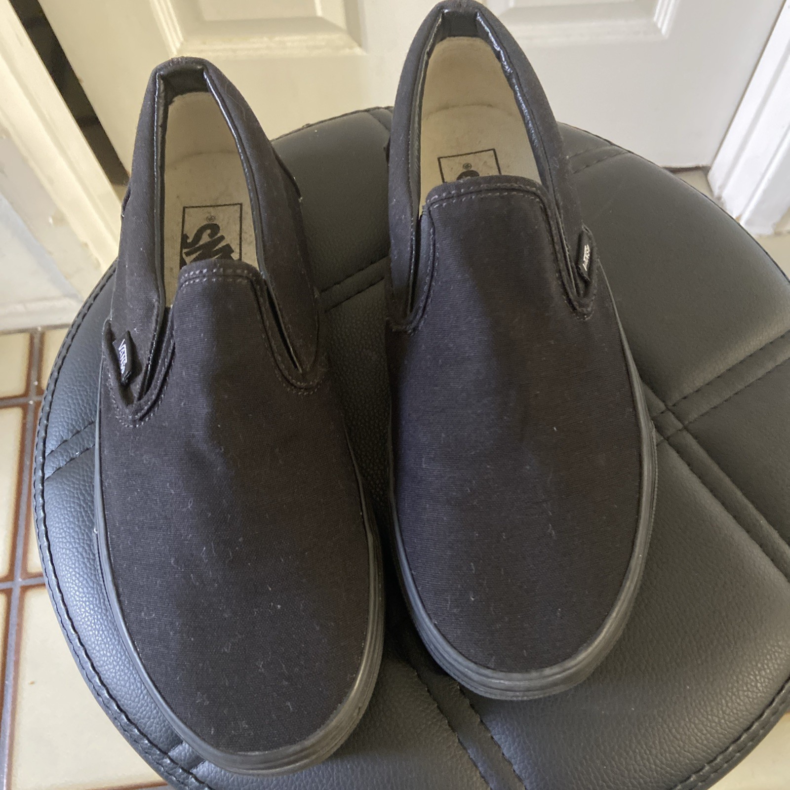 Vans Classic Slip-On Black Canvas Sneakers Women’s 7.5 Men’s 6 New No Box Vans Classic Slip-On Black Canvas Sneakers Women’s 7.5 Men’s 6 New No Box