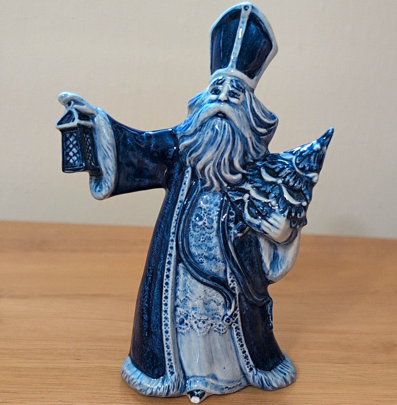 Vintage Holland Delft Blue White Ceramic St. Nicolas Figurine 8 in GH 521F 1100