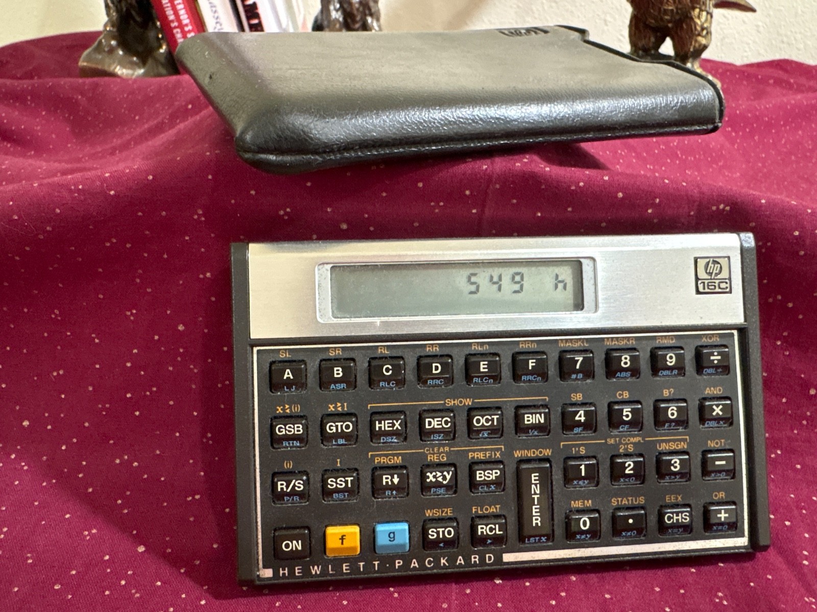 Hewlett-Packard HP-16C Computer Programmer's Calculator+Pouch+New Batteries A+ Hewlett-Packard HP-16C Computer Programmer's Calculator+Pouch+New Batteries A+