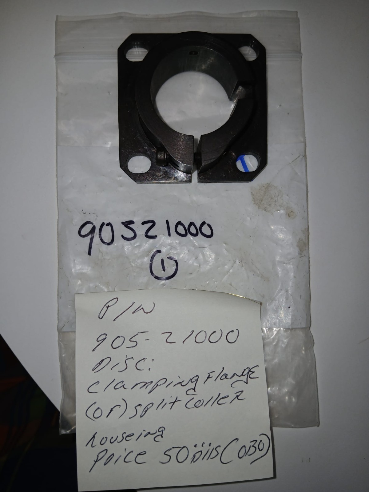 Gerber Cutter Clamping Flange Split Collar Housing P/N 90521000 Genuine OEM Gerber Cutter Clamping Flange Split Collar Housing P/N 90521000 Genuine OEM