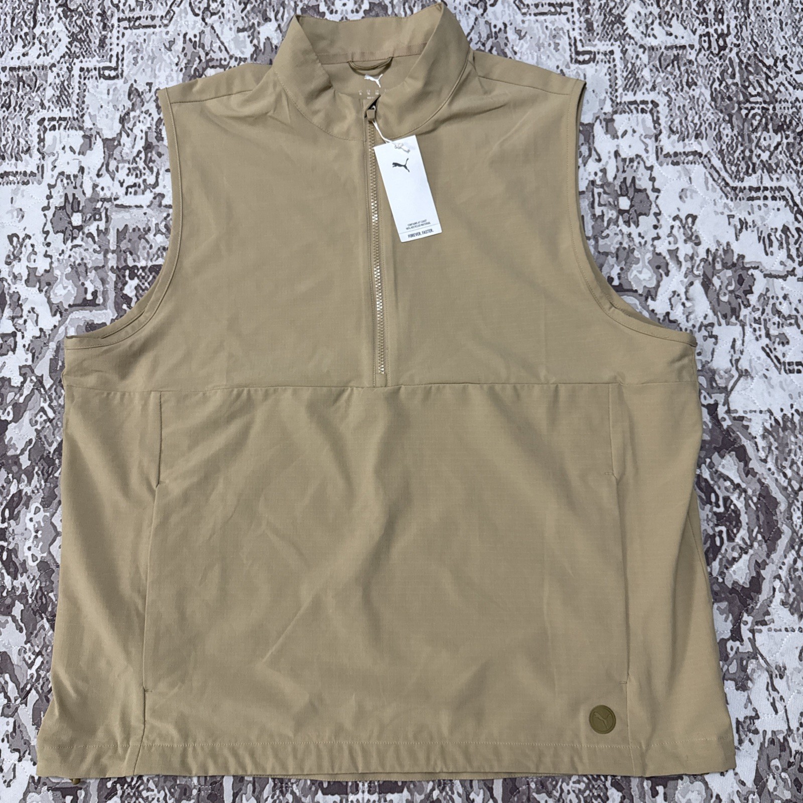NWT Puma Ripguard Golf Vest Prairie Tan 1/2 Zip Stretch UPF 50+ Men’s XL