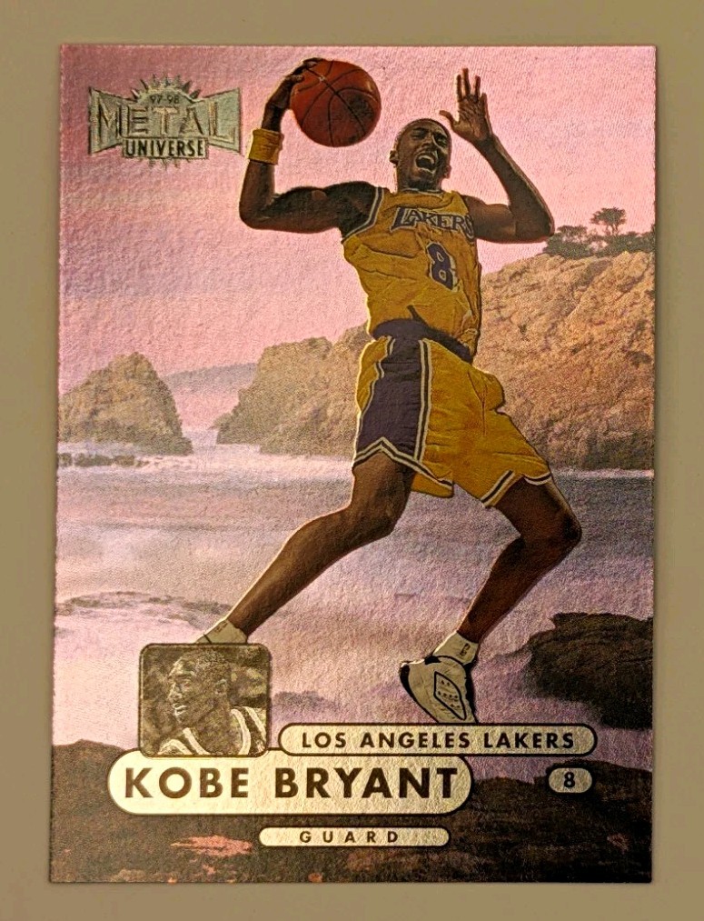 SkyBox 1997-98 Metal Universe Kobe Bryant #81 Los Angeles Lakers NBA Card