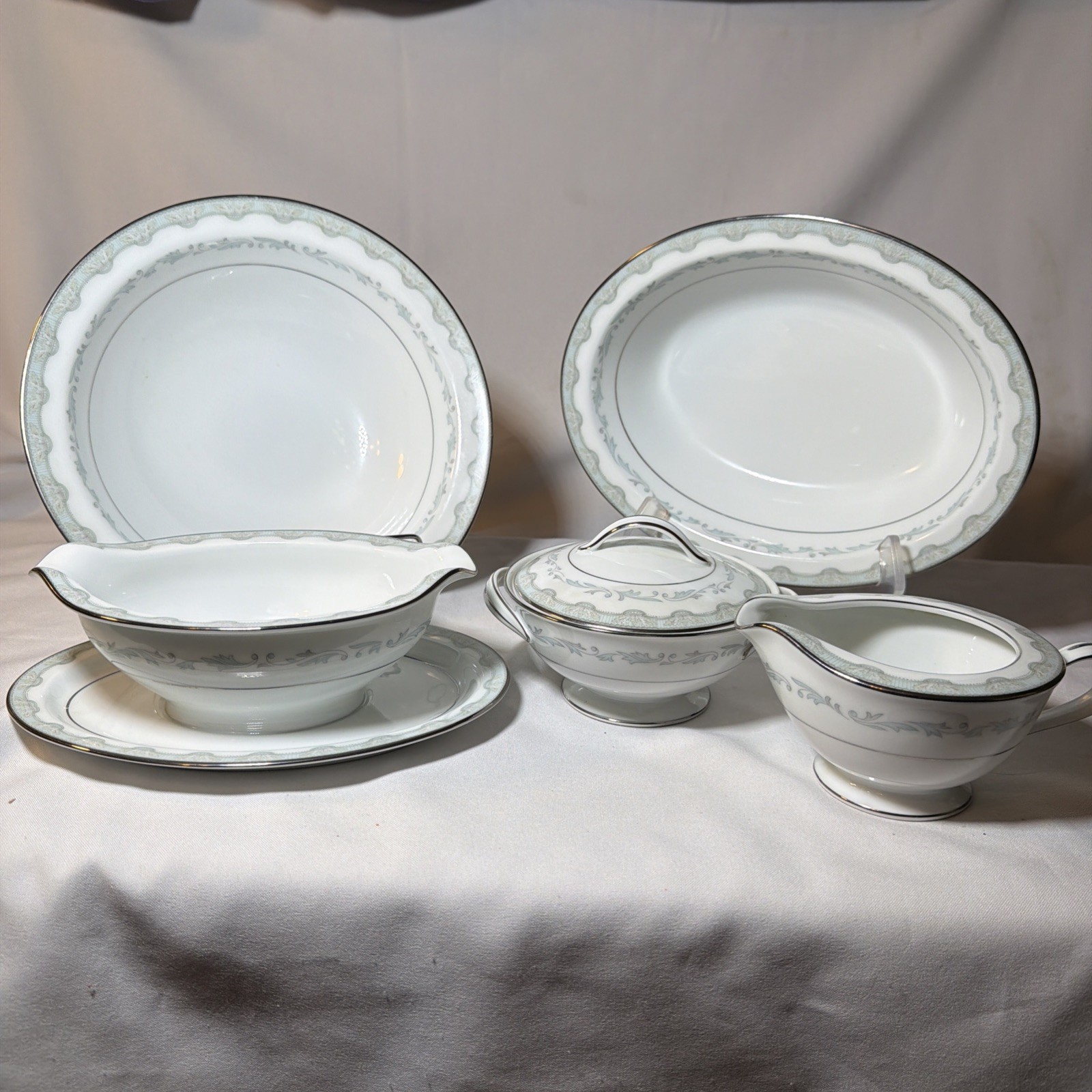 Noritake Margaret 6243 Hostess Set Serving Bowls Sugar Creamer Gravy 5pc 1960’s
