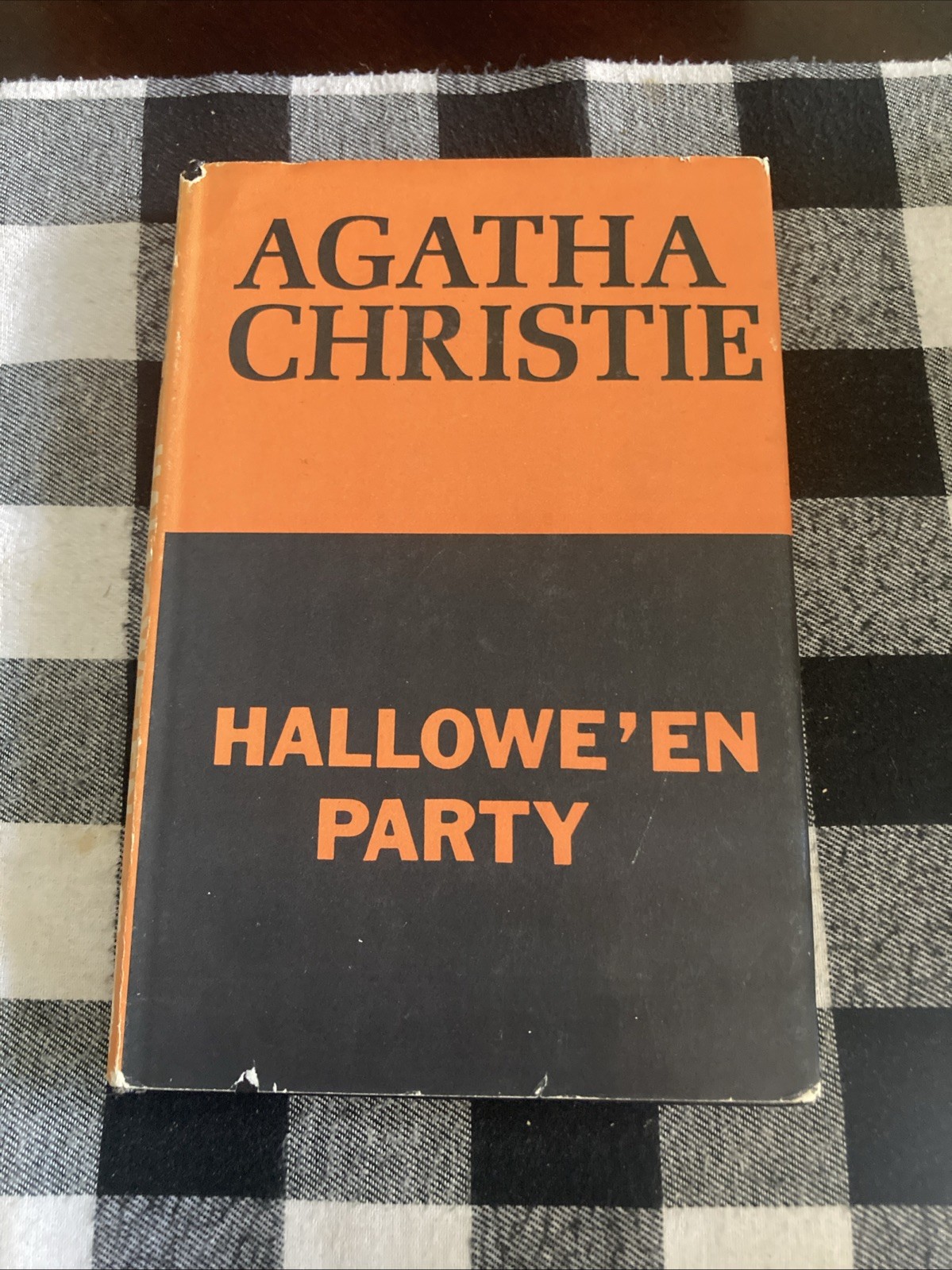 1969 Agatha Christie Hallowe’en Party HC DJ Dodd Mead & Company Vtg Mystery 1969 Agatha Christie Hallowe’en Party HC DJ Dodd Mead & Company Vtg Mystery