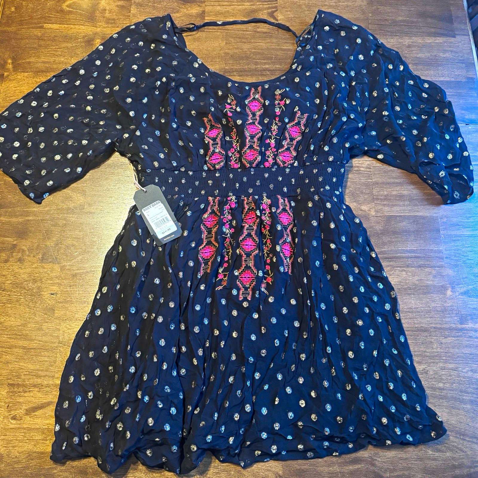 Shyanne Women’s Embroidered Boho Dress Pink Navy Gold Size Small NWT Shyanne Women’s Embroidered Boho Dress Pink Navy Gold Size Small NWT