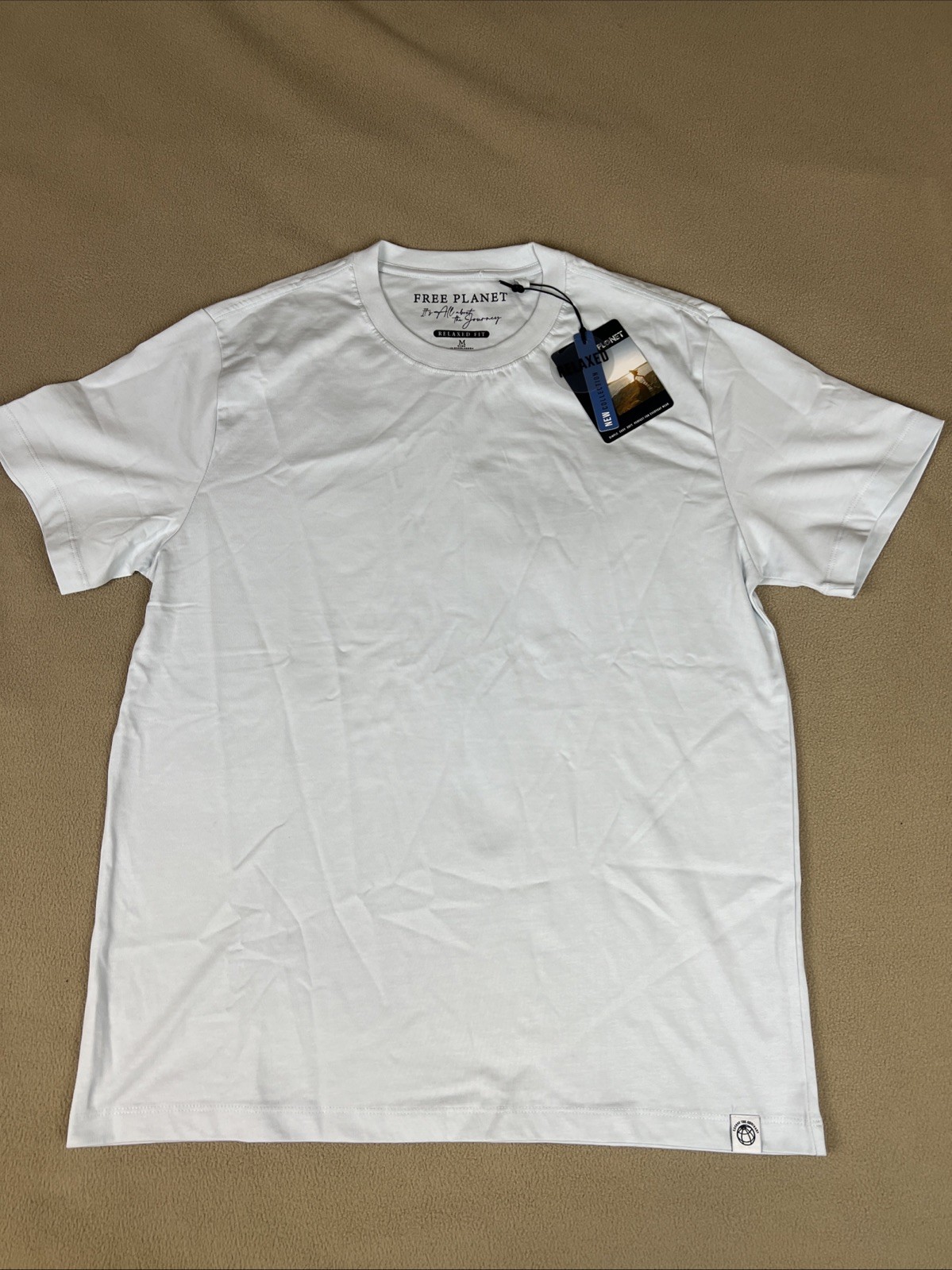 Free Planet Relaxed Fit T-Shirt. Illusion Blue. 100% Cotton. Men\'s Sz M.