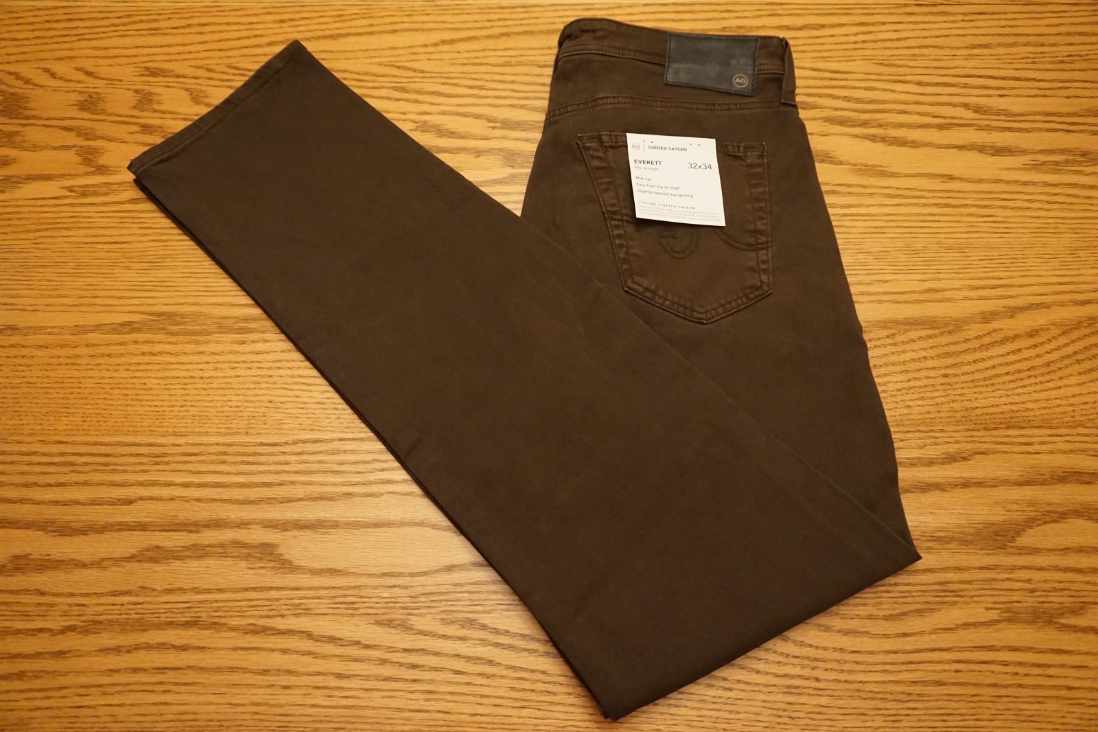 NWT MEN'S AG ADRIANO GOLDSCHMIED JEANS Everett Slim Straight Sueded Sateen Brown