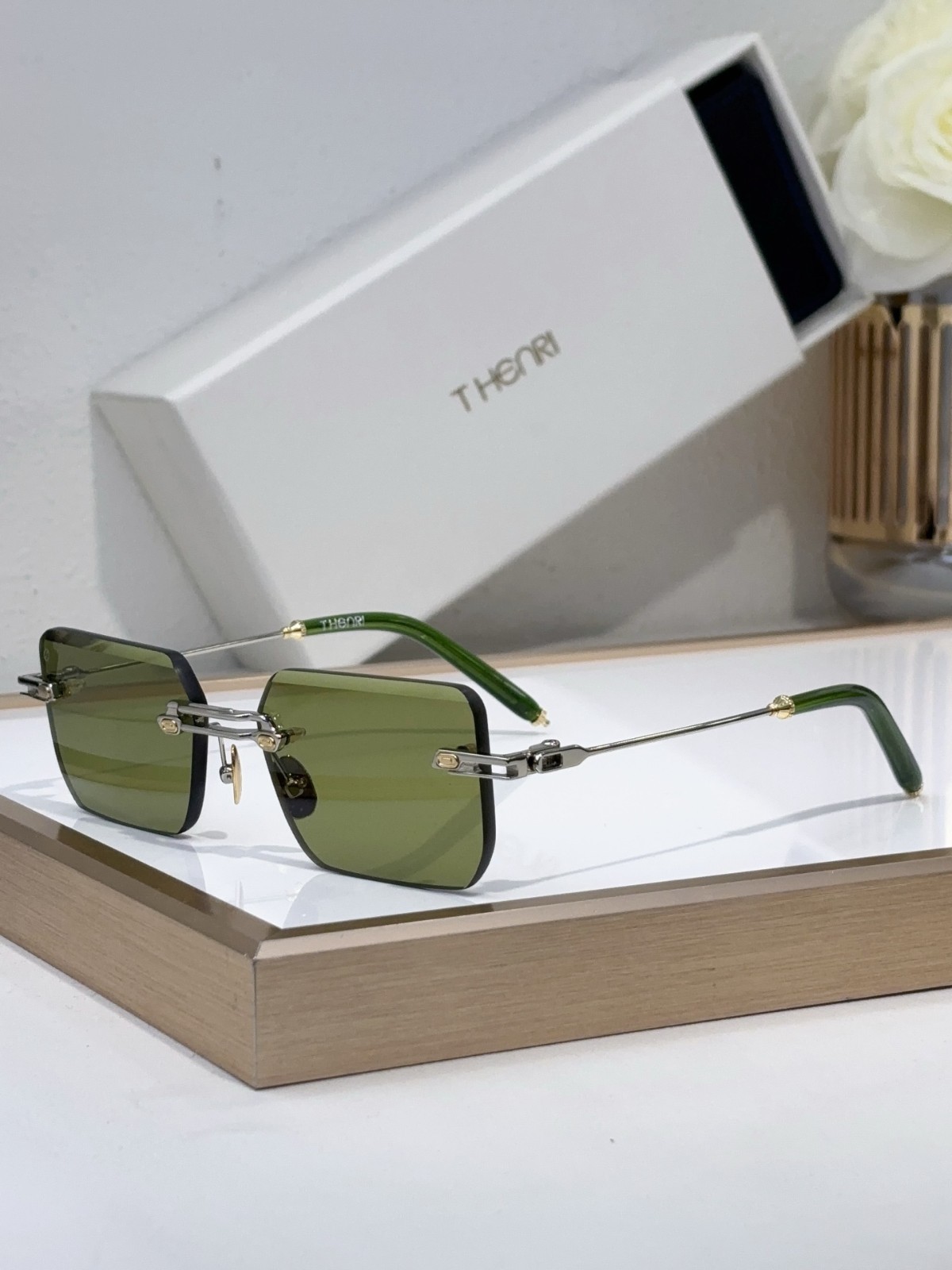 T-HENRI EVIJA Rimless Square Sunglasses Men Women Metal Frame Eyewear 55口16-141