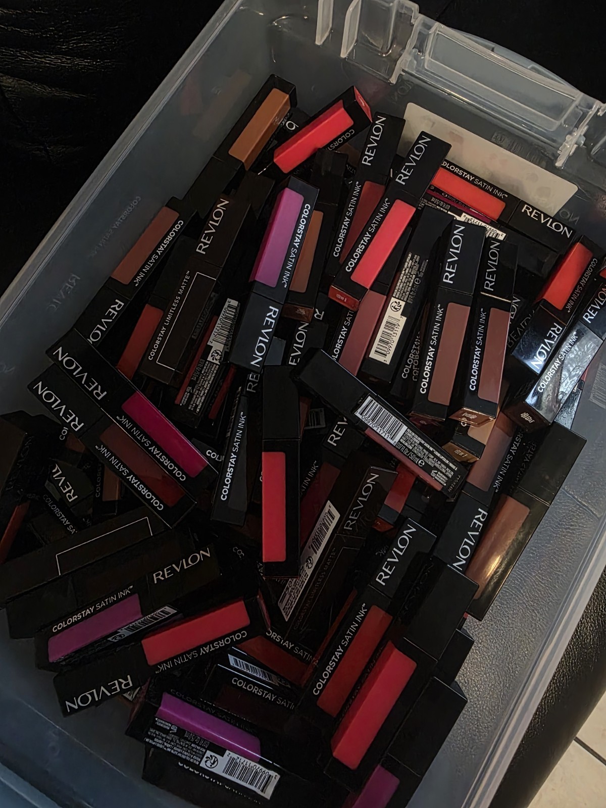 100 PIECES  REVLON COLOURSTAY SATIN INK F