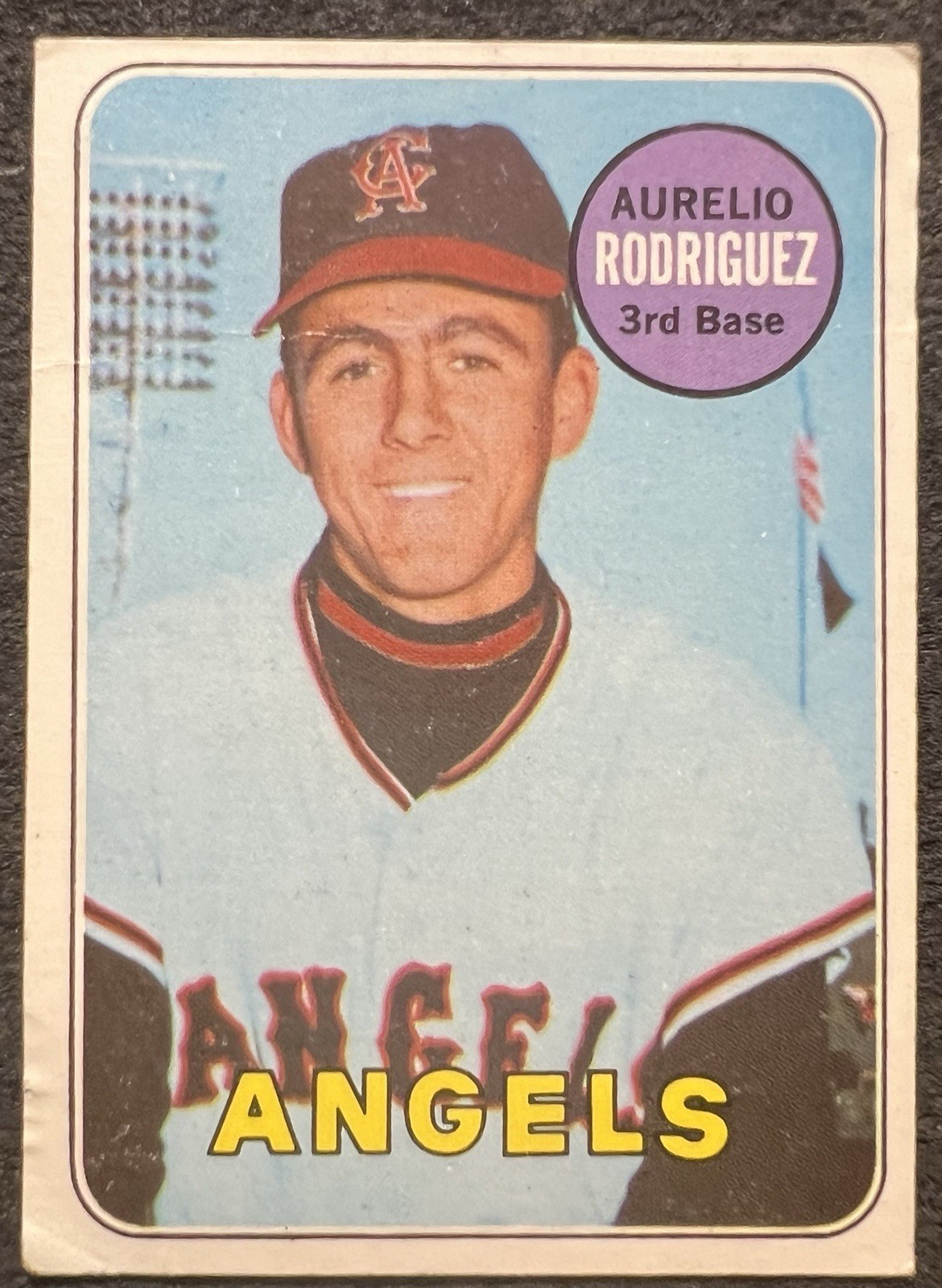 1969 TOPPS HIGH # AURELIO RODRIGUEZ (CAL ANGELS) #653 CORNER CREASE WRINKLE
