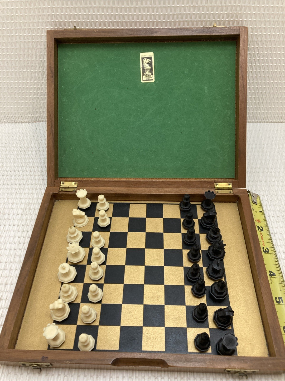 Vintage Drueke Co. Magnetic Travel Chess Set Complete Midcentury In Wooden Box Vintage Drueke Co. Magnetic Travel Chess Set Complete Midcentury In Wooden Box