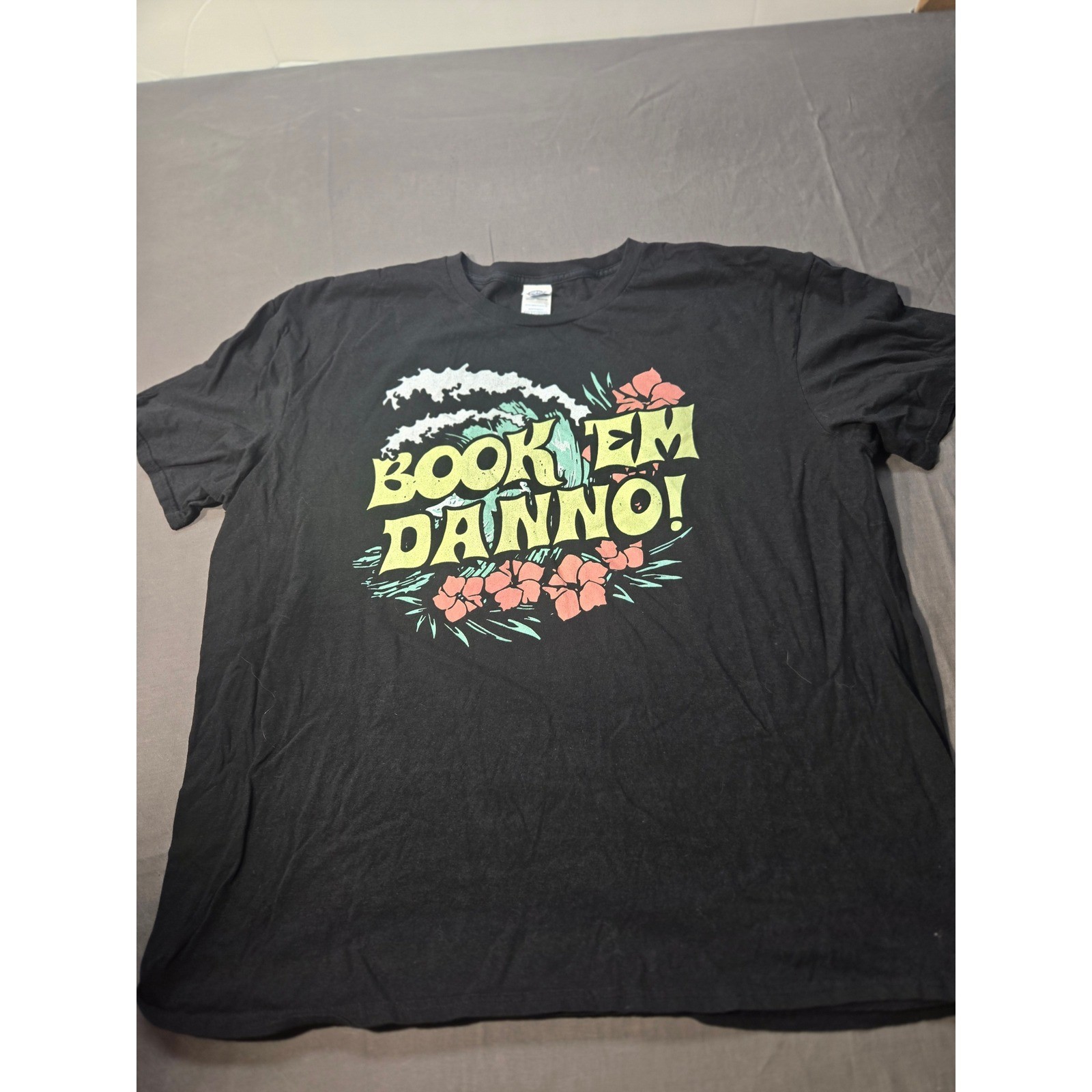 Delta Ringspun Hawaii Five-O Book Em Danno Graphic T-Shirt Black XL Mens