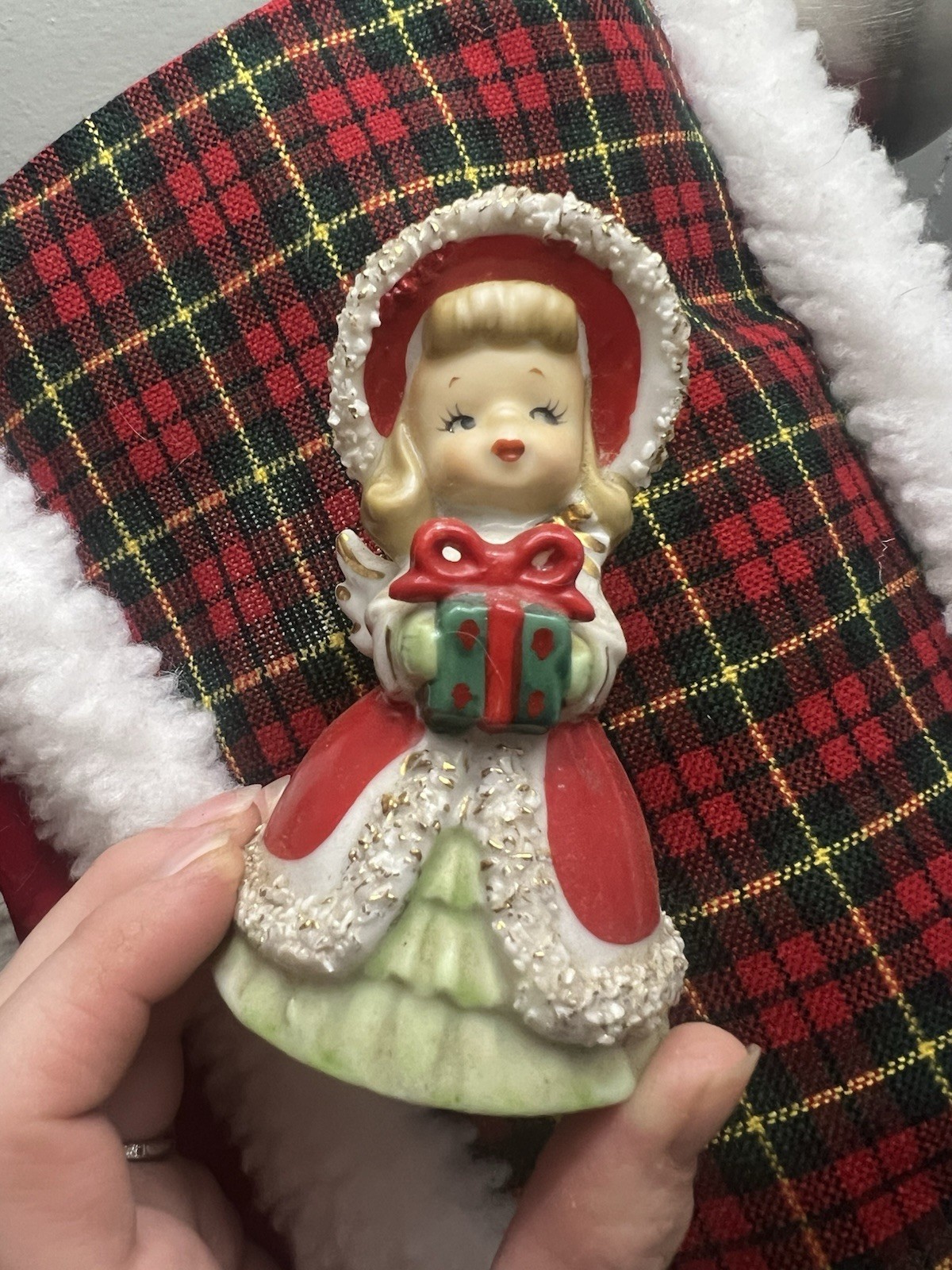 Vintage Geo Z Lefton Christmas Angel Bell Holding Gift Spaghetti Trim Japan Vintage Geo Z Lefton Christmas Angel Bell Holding Gift Spaghetti Trim Japan
