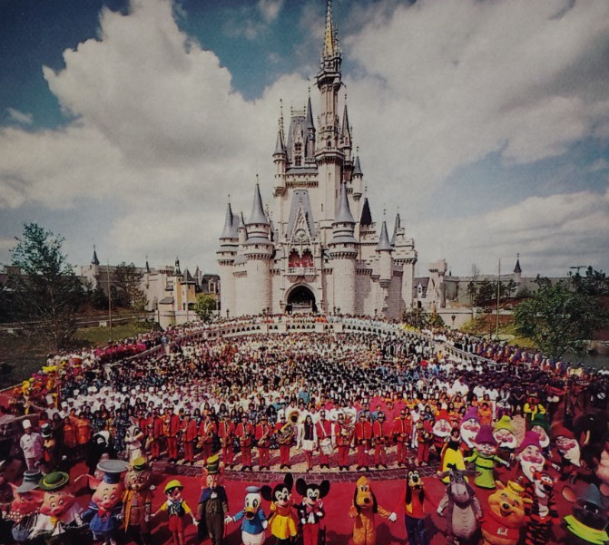 Vintage Retro 1986 Image Disneyland Florida Staffings Opening Day c1971 & c1981
