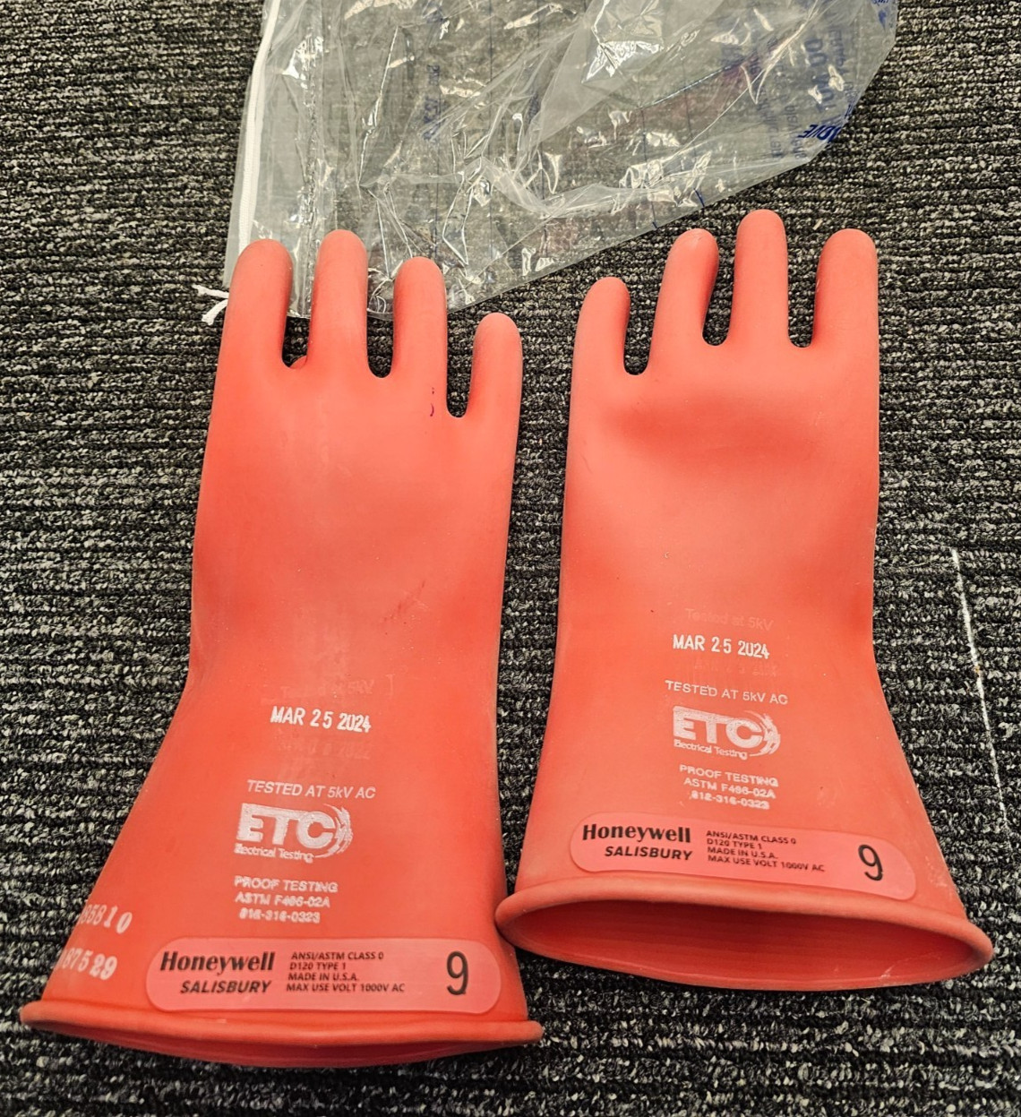 (QTY 1 Pair) Honeywell Salisbury ETC D120 Type1 Electric Insulating Glove 9 Size