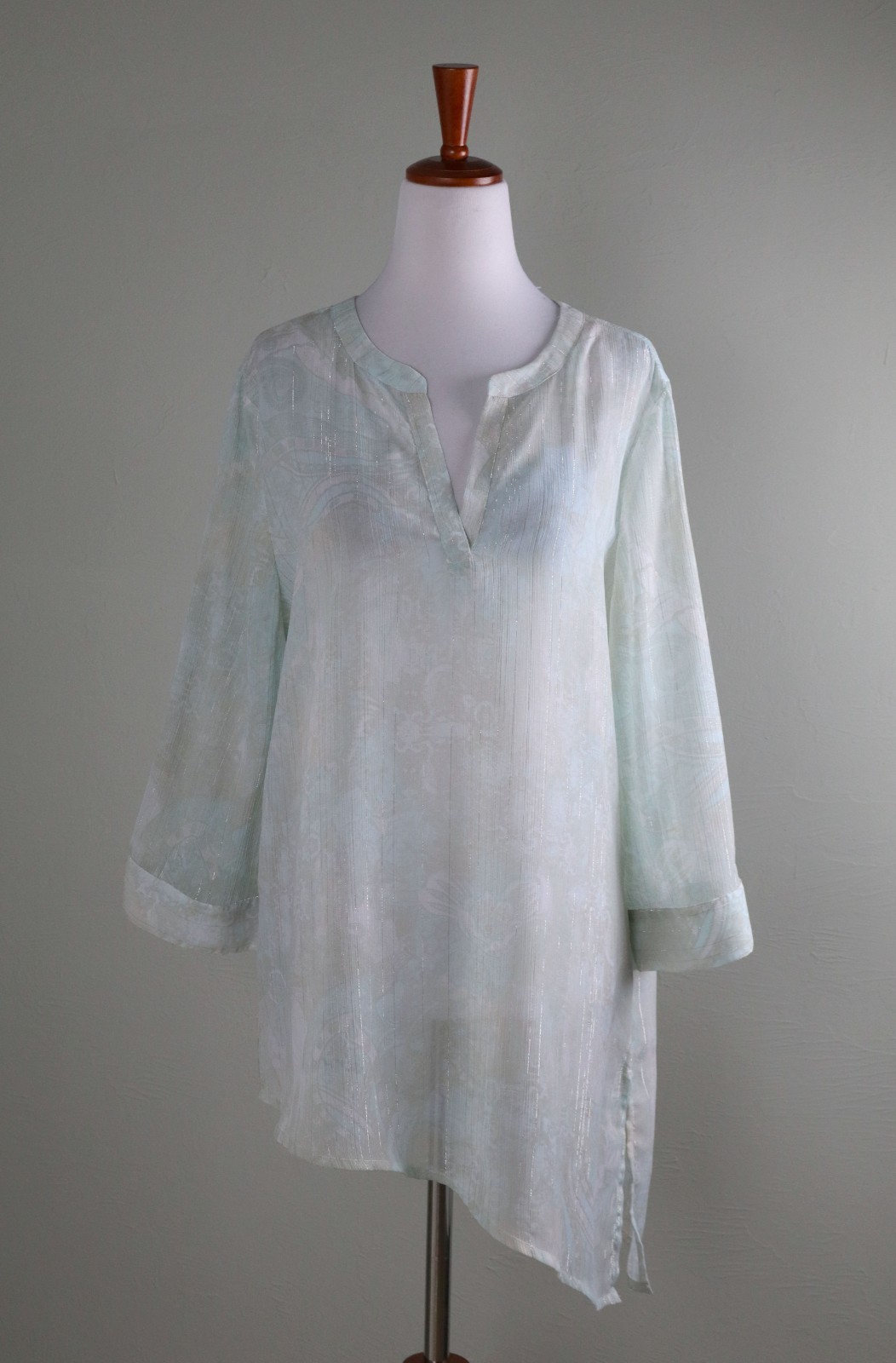 CHICO\'S Outlet NWT $56 Regal Paisley Penny Sheer Top Size 1 US 8 / Medium