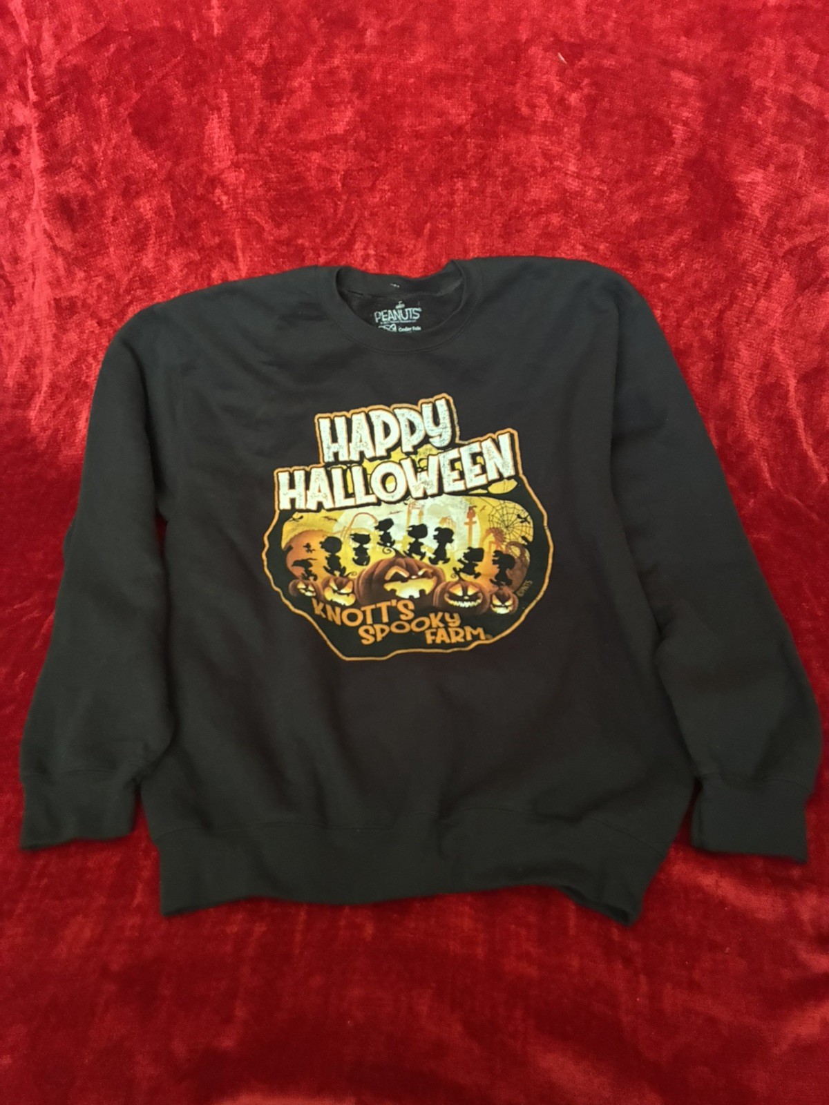 PEANUTS KNOTT'S BERRY SPOOKY FARMS Happy Halloween Black Sweatshirt Adult Medium
