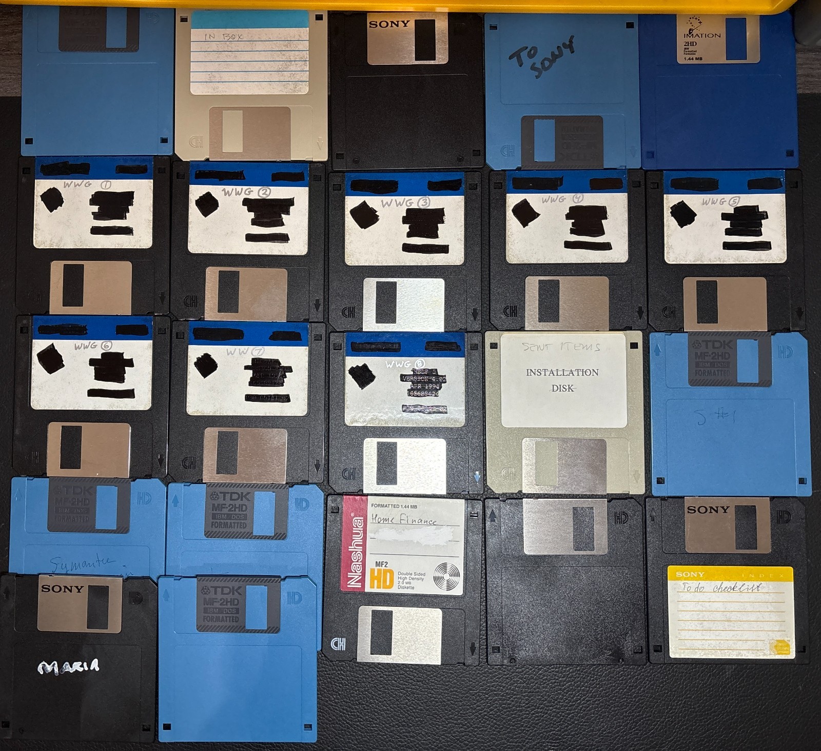 Mix Lot of 23 Vintage 3.5