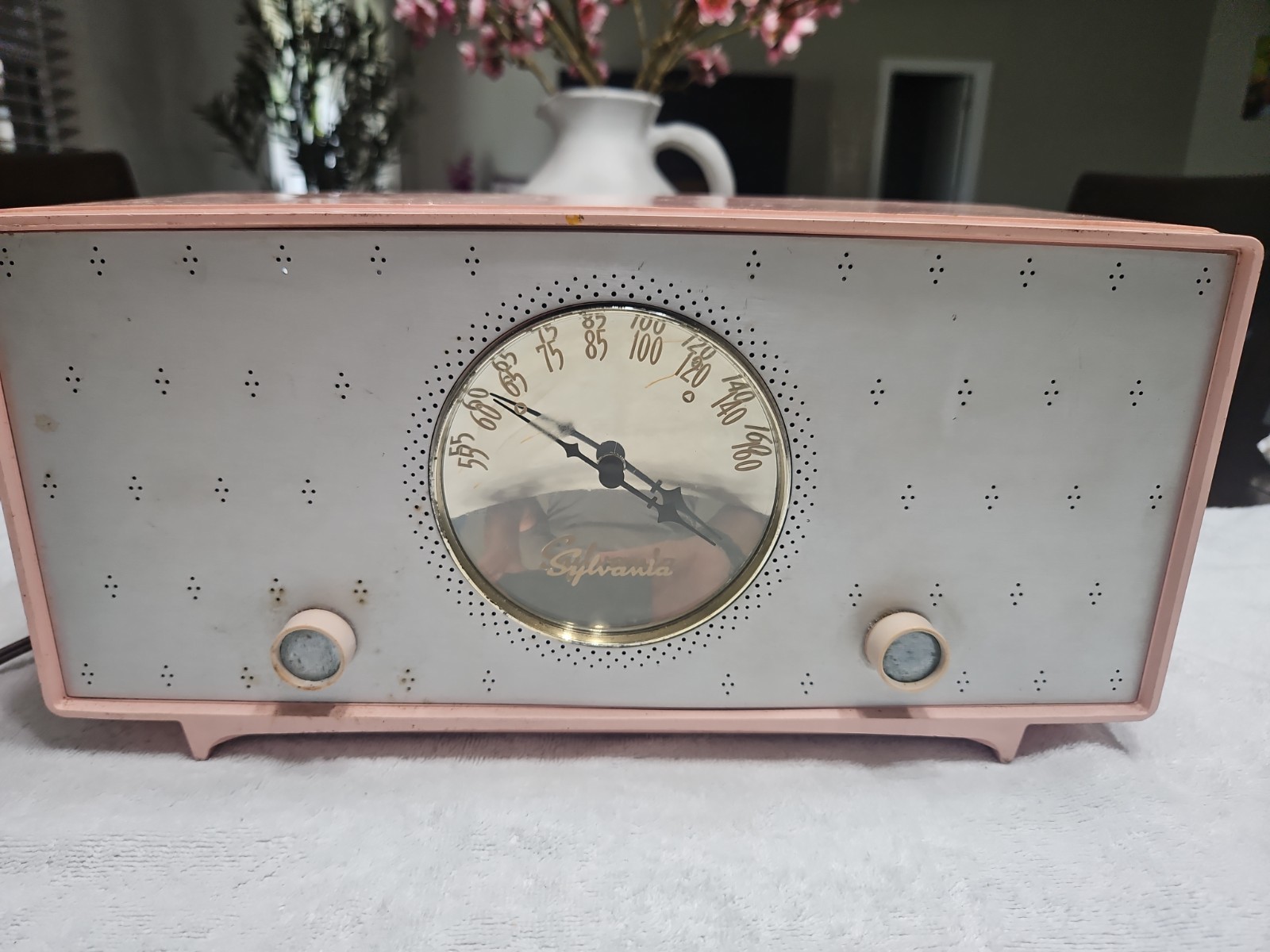 Vintage Sylvania Radio Model 1202 1950’s Works.  59