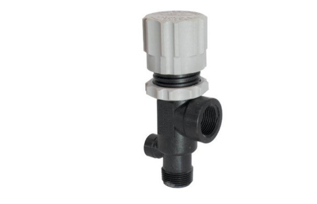 TeeJet Manual Pressure Relief Regulating Valve Max 150 PSI - 23120-1/2-PP TeeJet Manual Pressure Relief Regulating Valve Max 150 PSI - 23120-1/2-PP