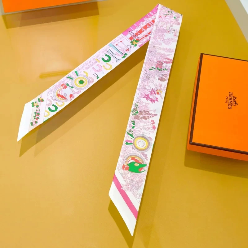 Hermès Academia Hippica Twilly Rose Nacre Multicolor Silk Scarf