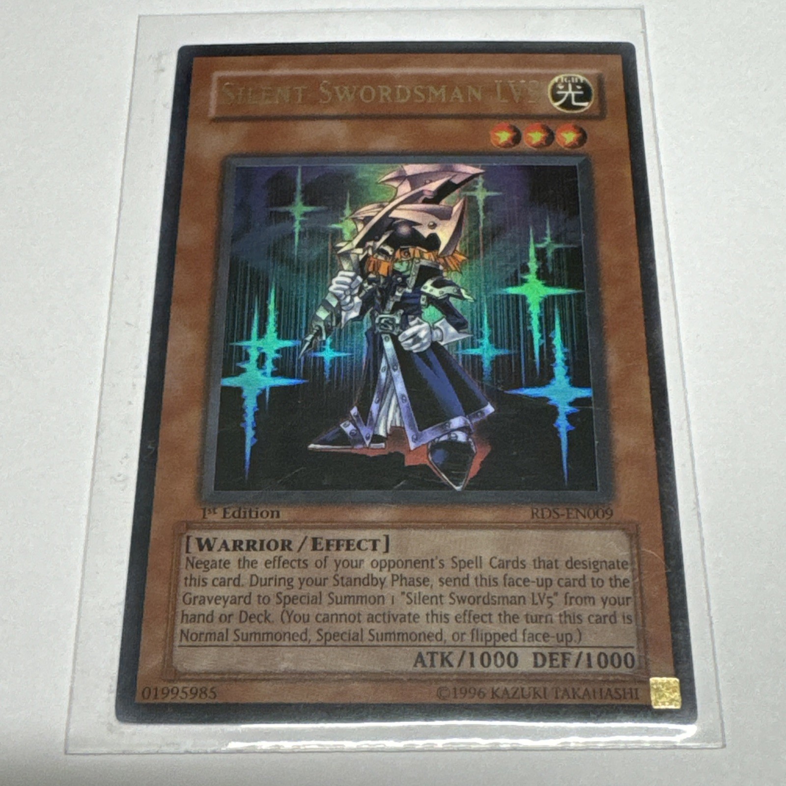 Yugioh - Silent Swordsman LV3 - Ultra - 1st - RDS-EN009 - LP Yugioh - Silent Swordsman LV3 - Ultra - 1st - RDS-EN009 - LP