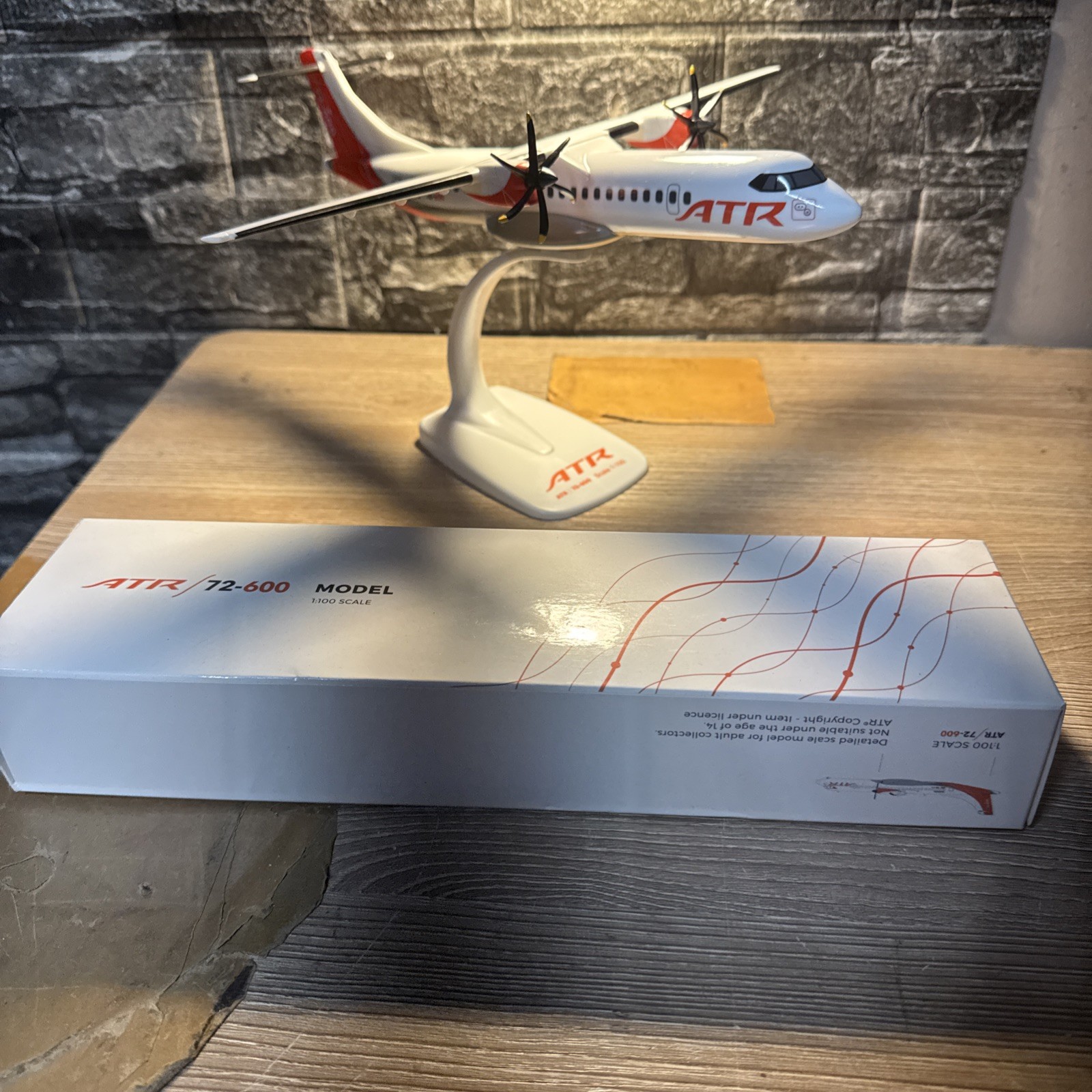 ATR 72-600 1:100 Scale model ATR72-600 ATR/72-600 ATR 72 600 *See Disc ATR 72-600 1:100 Scale model ATR72-600 ATR/72-600 ATR 72 600 *See Disc