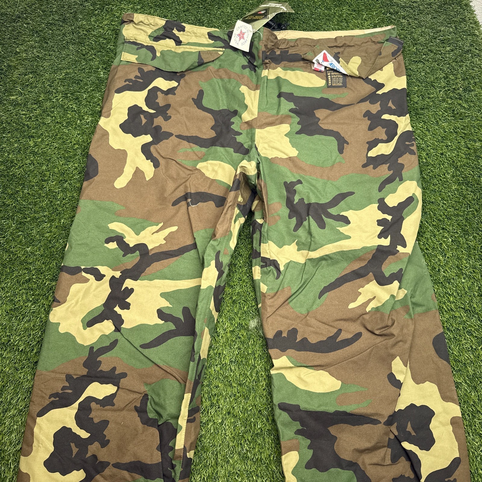 NWT Woodland Desert Reversible Goretex Pants Mens XL Regular Rare NWT Woodland Desert Reversible Goretex Pants Mens XL Regular Rare