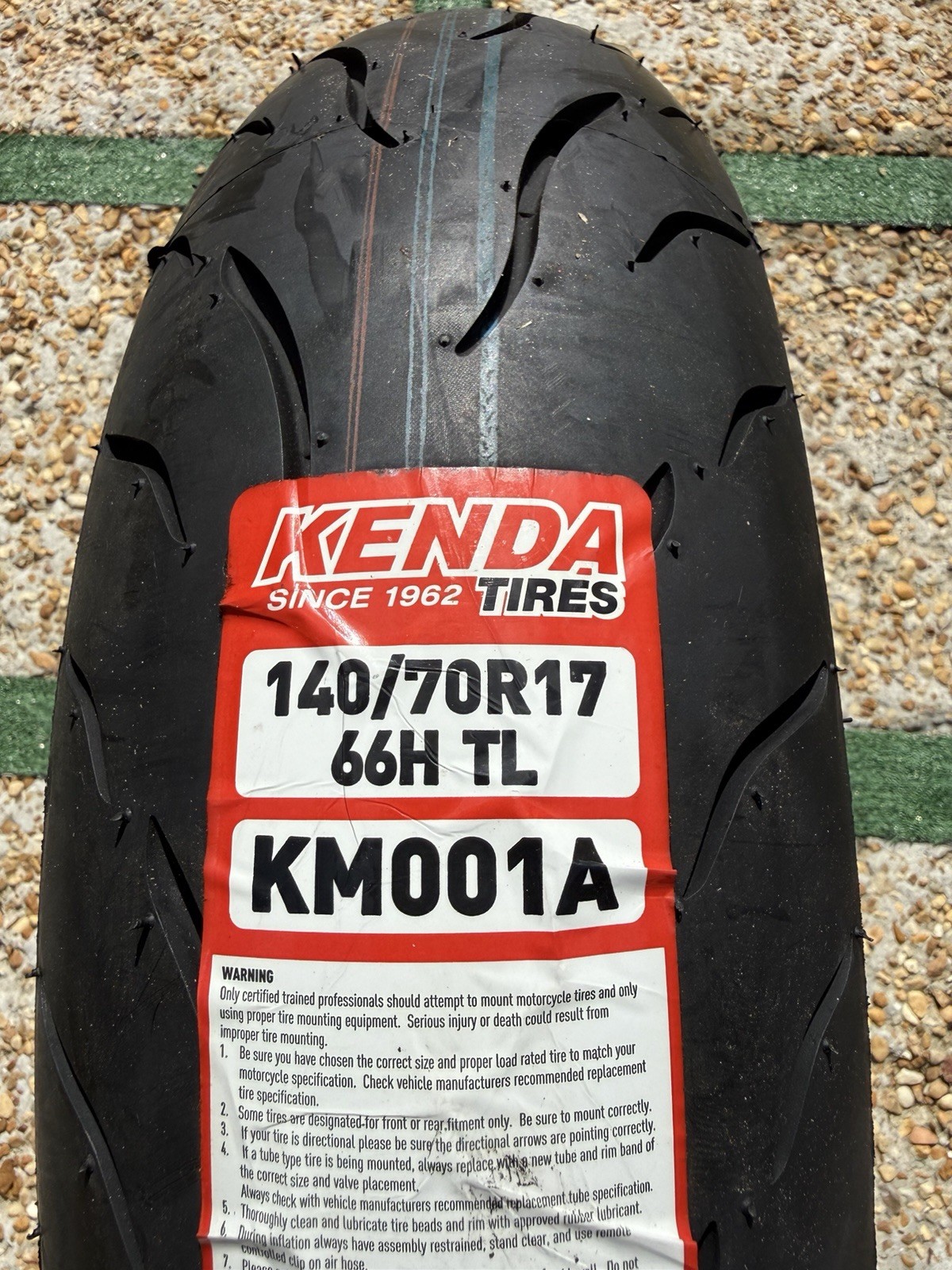 Kenda KM001A Motorcycle Tire 140/70R17 66H TL Tubeless Rear Sport Bike New