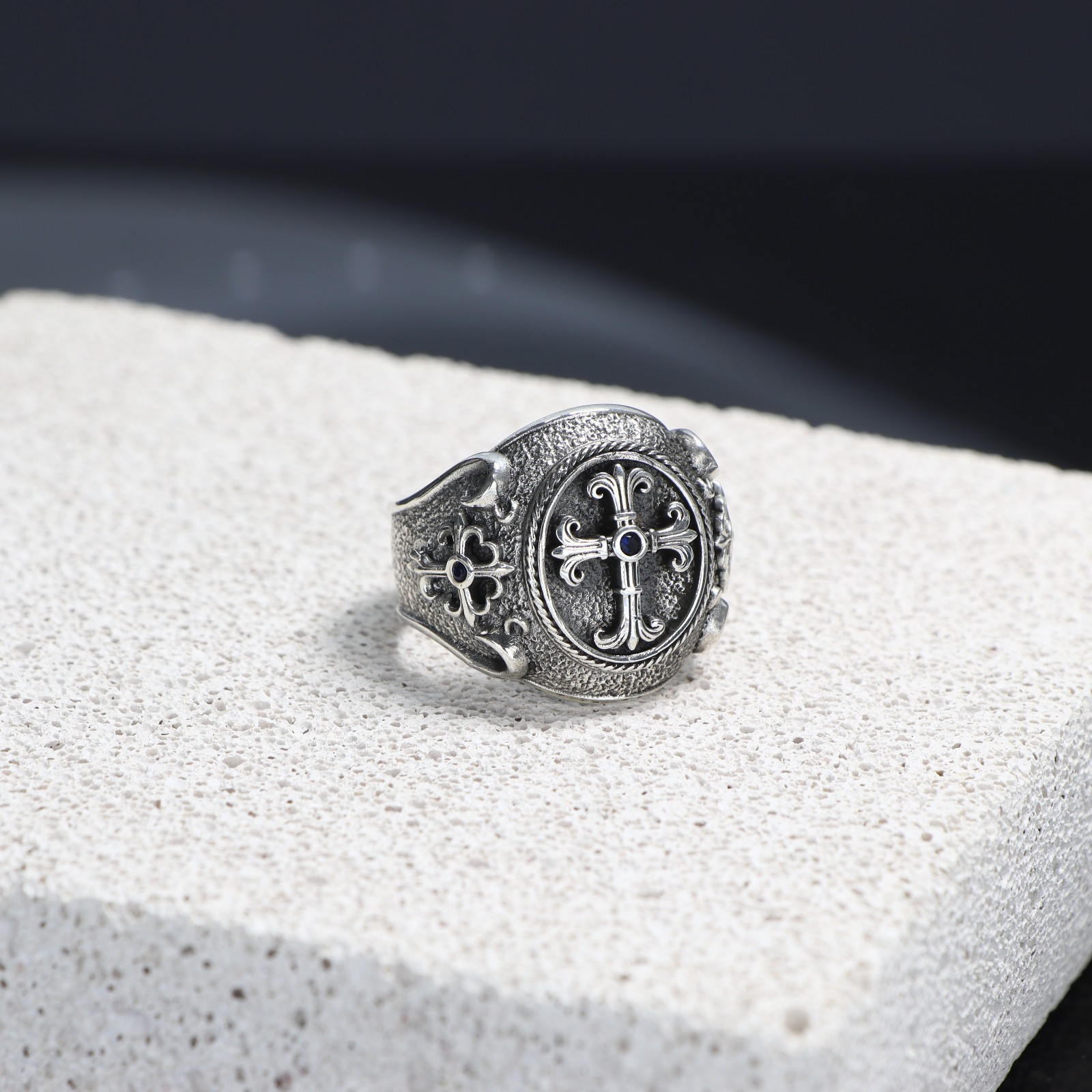 925 Sterling Silver Gothic Cross Ring for Men – Medieval Biker Ring 925 Sterling Silver Gothic Cross Ring for Men – Medieval Biker Ring