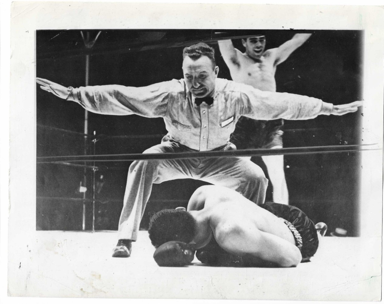Joe Louis Max Schmeling 1936 Knockout NY Vintage AP Press photo 7x9 LIGHTS OUT Joe Louis Max Schmeling 1936 Knockout NY Vintage AP Press photo 7x9 LIGHTS OUT