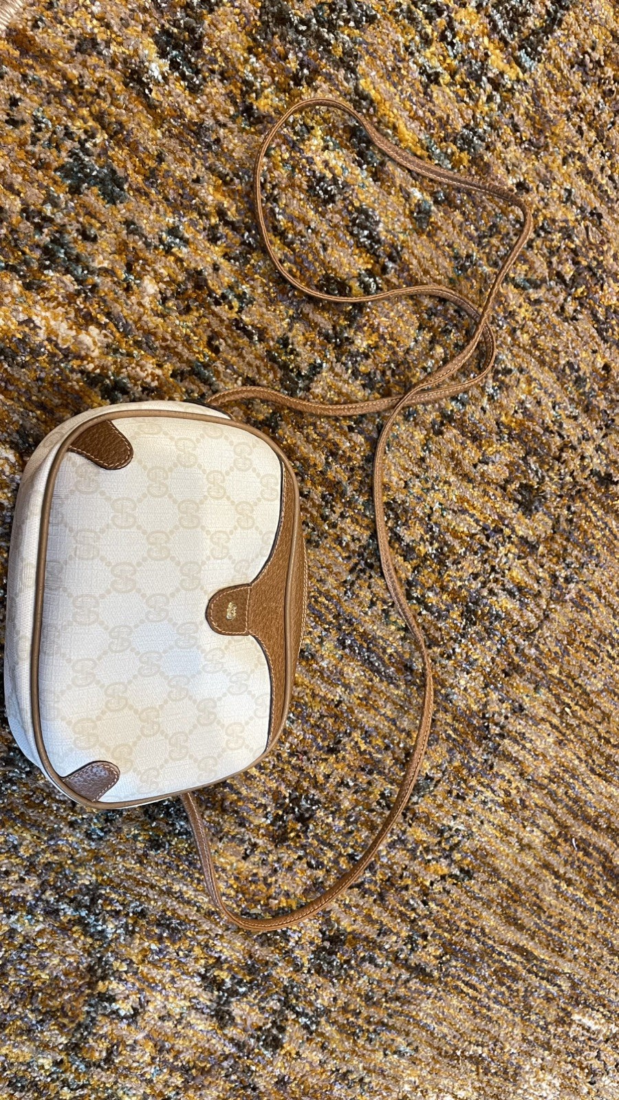 *Rare* Vintage GUCCI Shoulder Crossbody Bag GG Supreme White Purse