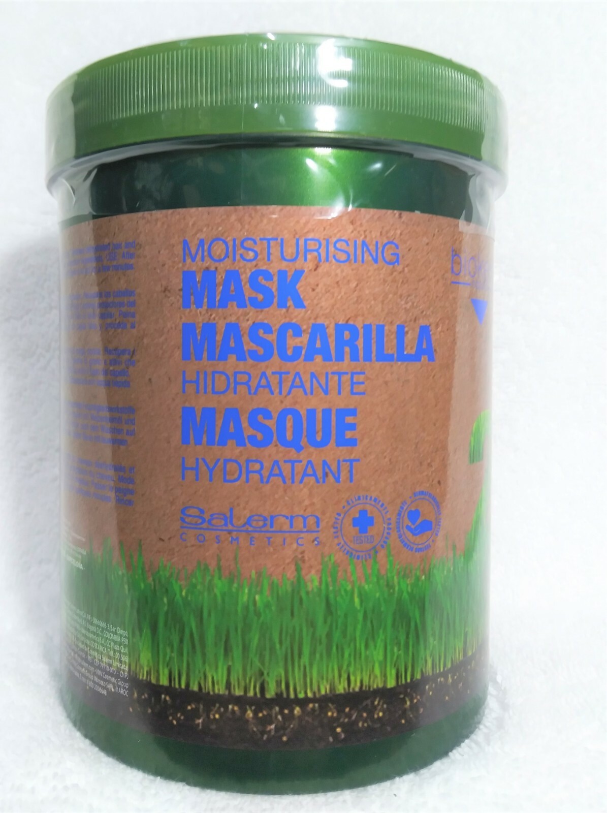 Salerm Biokera Natura Moisturising Mask 1000ml/35.4 oz. Salerm Biokera Natura Moisturising Mask 1000ml/35.4 oz.