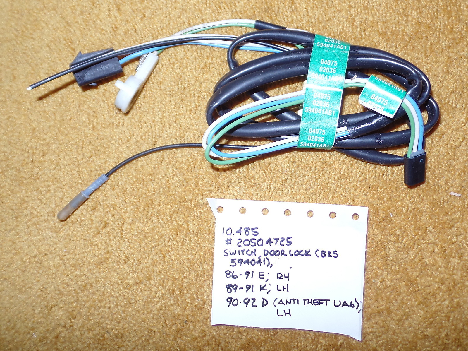 1986-92 Cadillac Door Lock Switch 20504725 1986-92 Cadillac Door Lock Switch 20504725